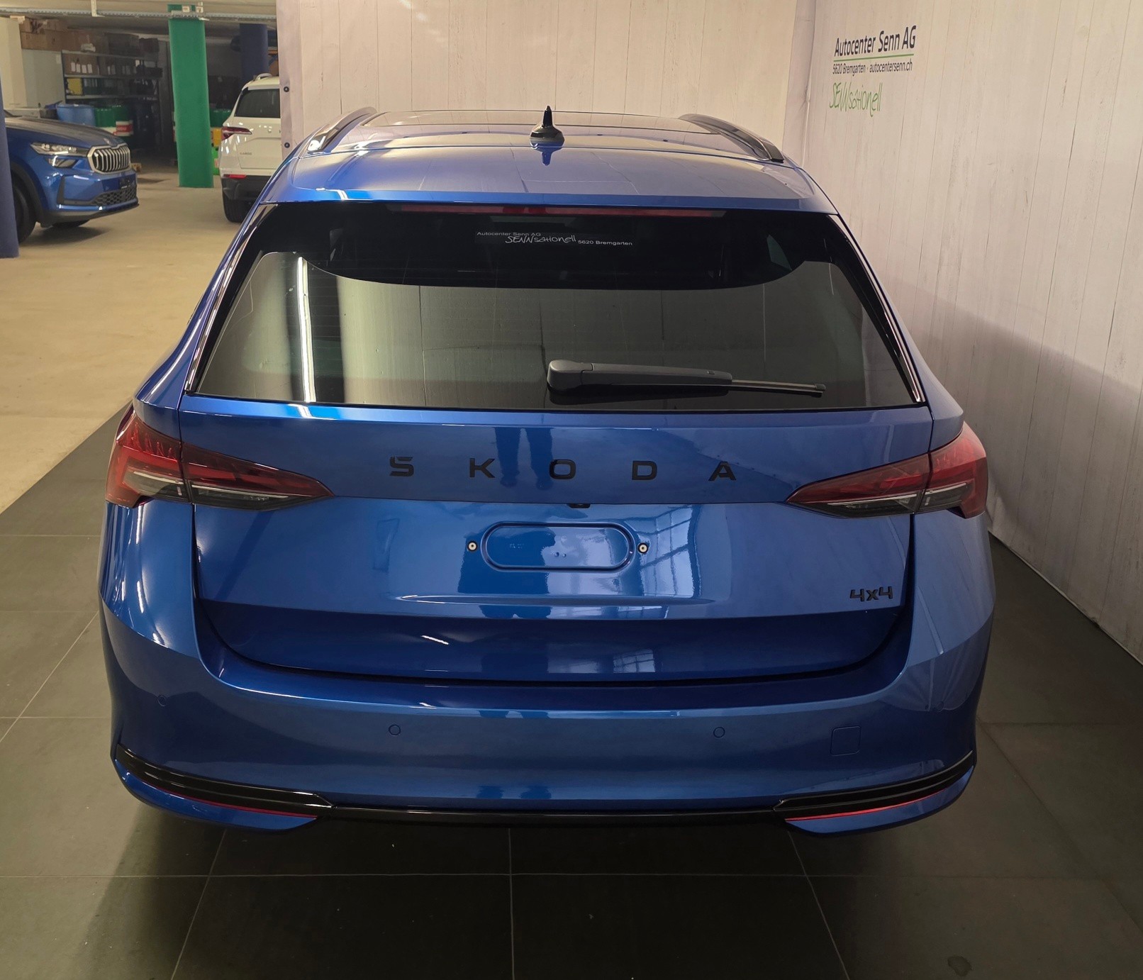 SKODA Octavia Combi 2.0 TSI DSG Dynamic 4x4-image-4