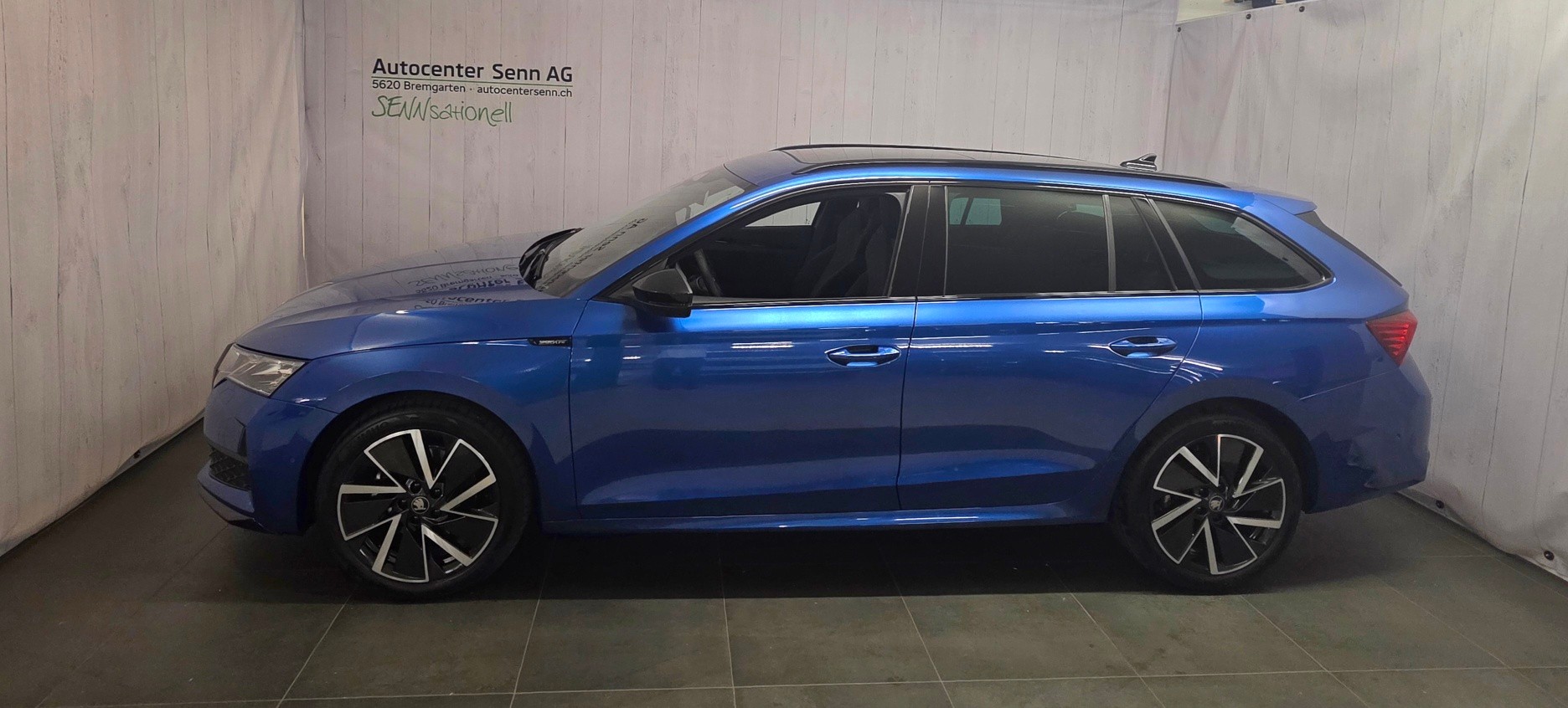 SKODA Octavia Combi 2.0 TSI DSG Dynamic 4x4-image-2