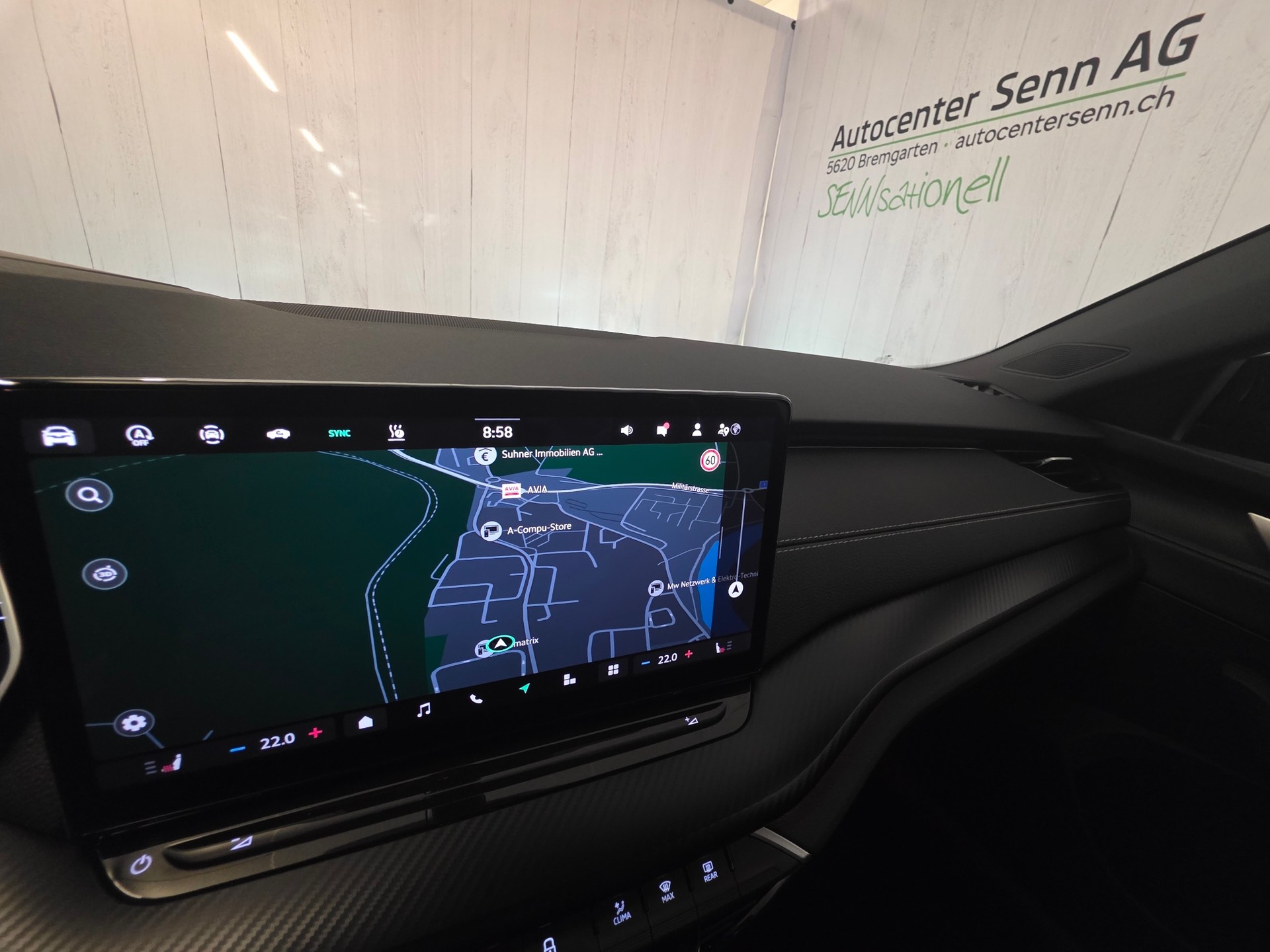 SKODA Octavia Combi 2.0 TSI DSG Dynamic 4x4-image-23