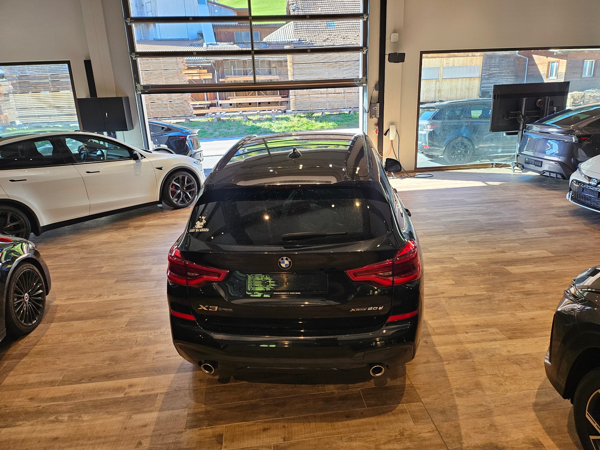 BMW X3 xDrive 20d Individualđ„ M Sport Steptronicđ„-image-11