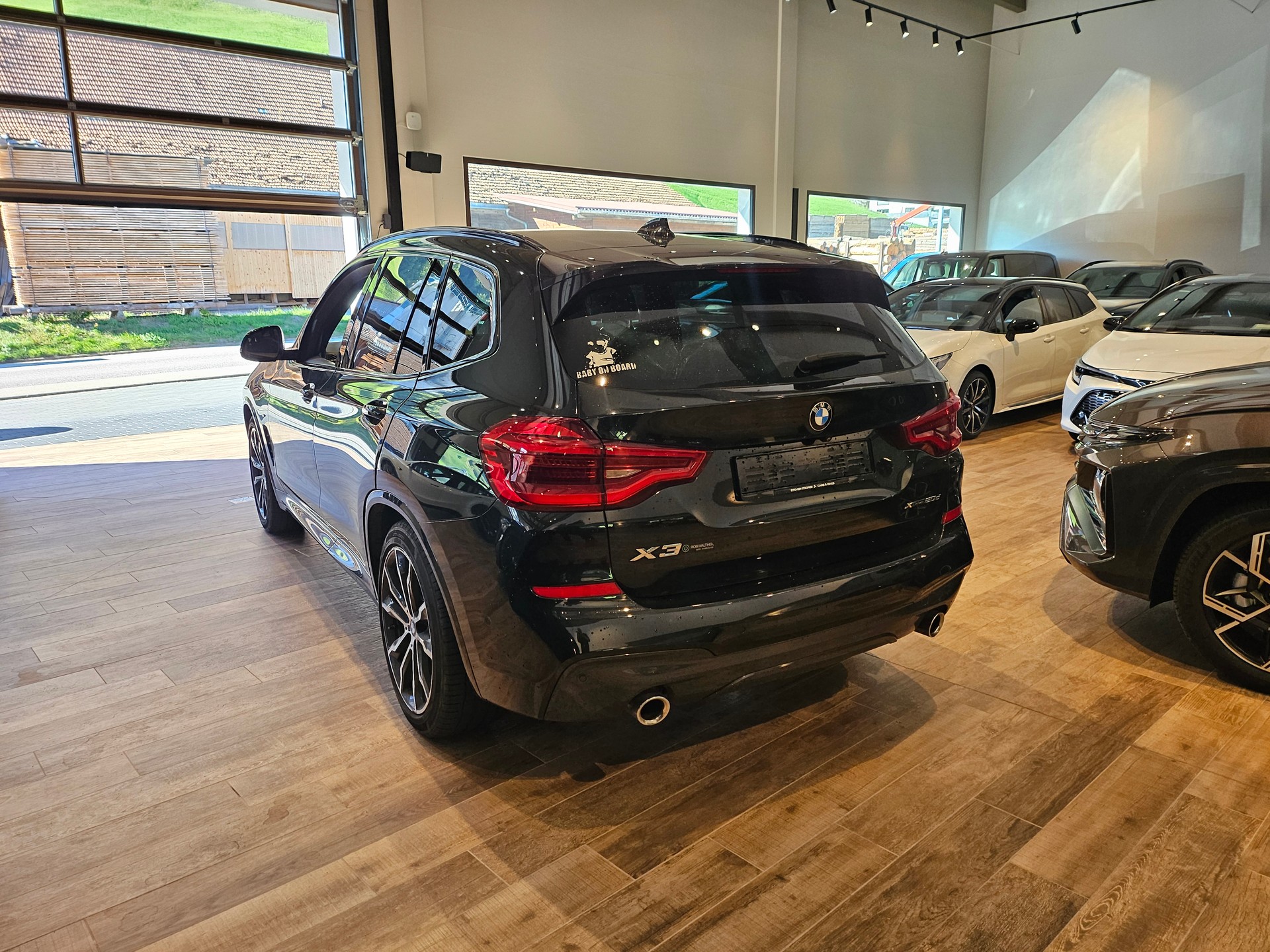 BMW X3 xDrive 20d Individualđ„ M Sport Steptronicđ„-image-12