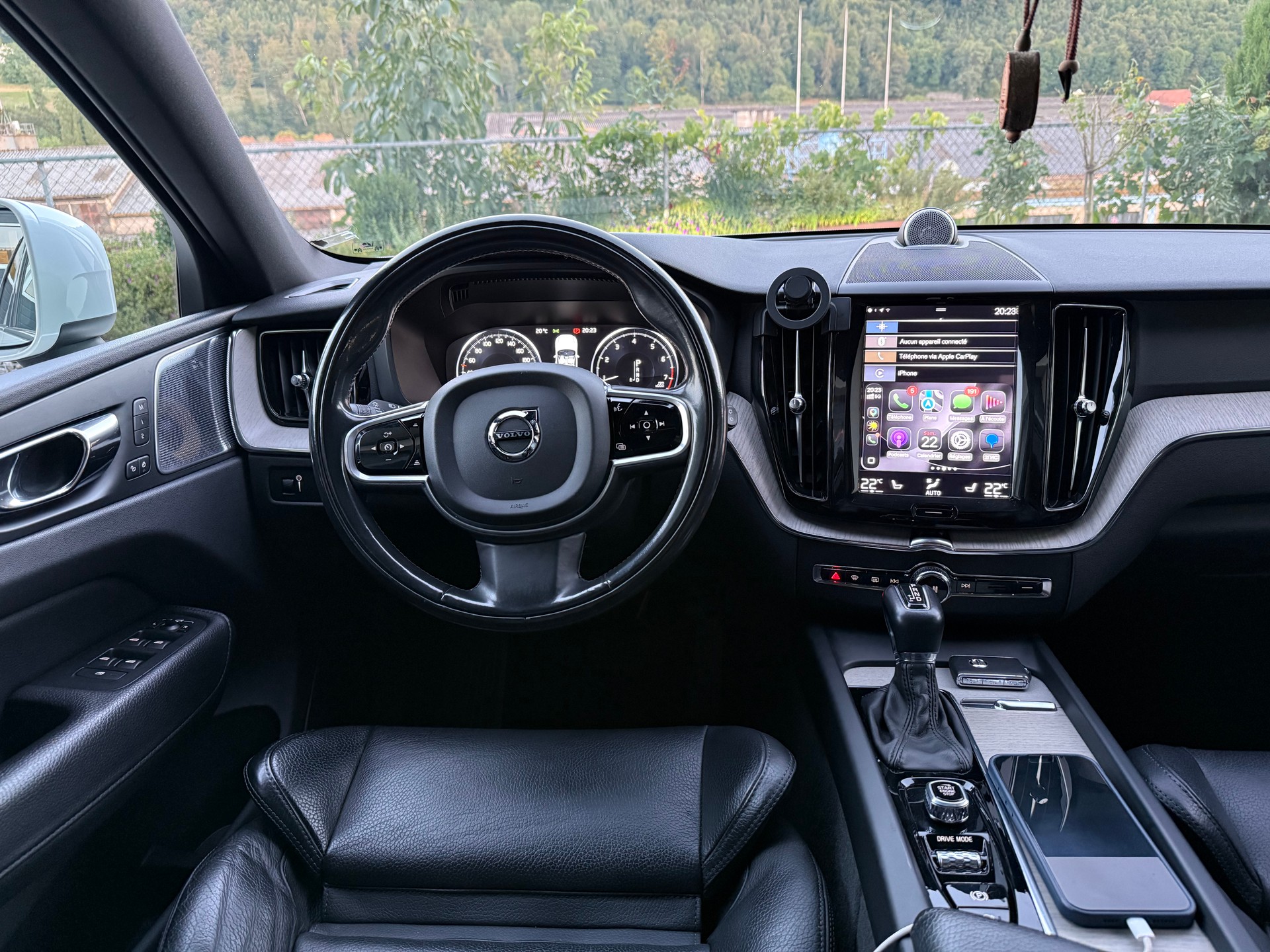 VOLVO 2.0 T6 Inscription AWD-image-2