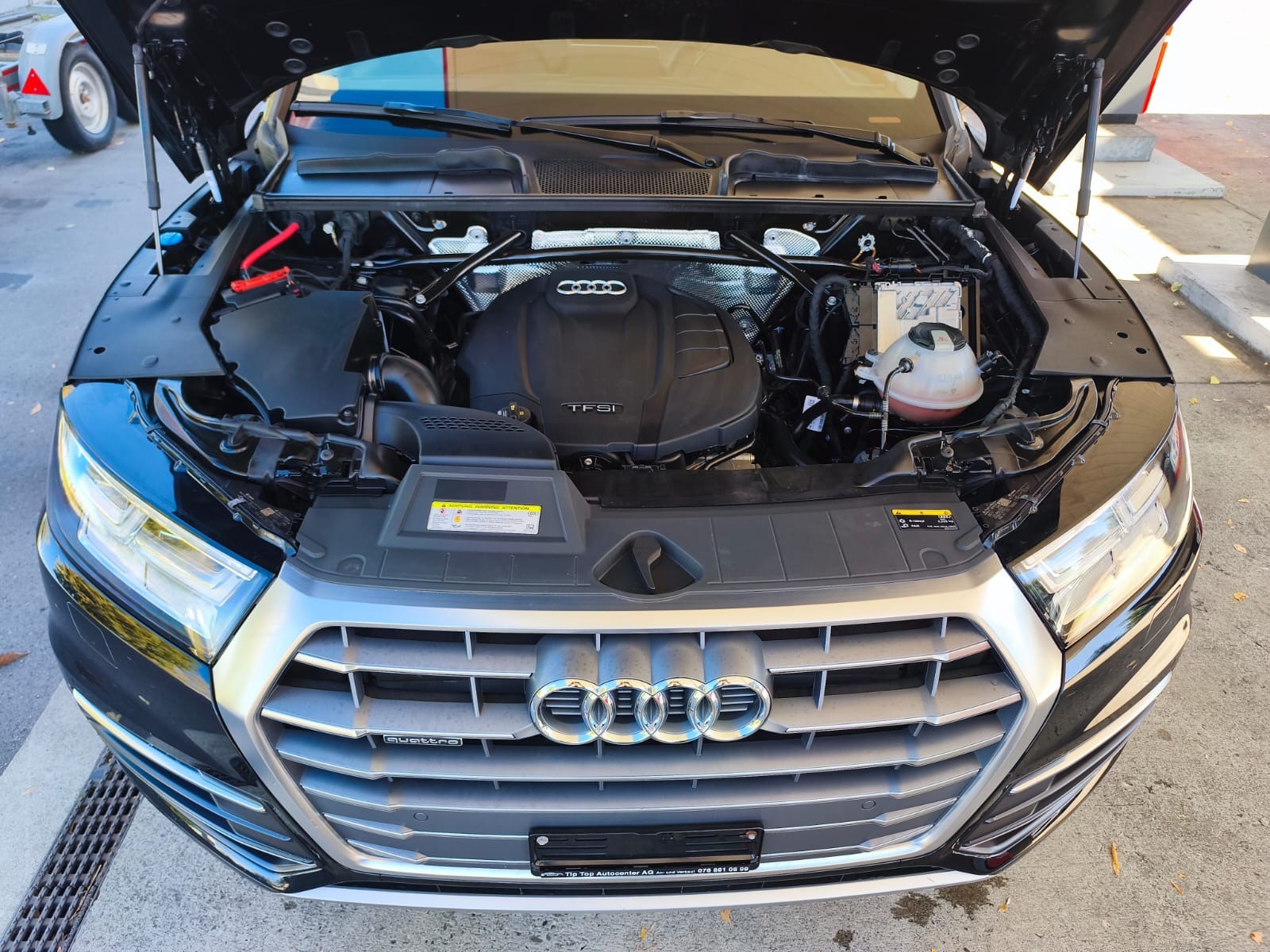 AUDI Q5 2.0 TFSI sport quattro S-tronic-image-25