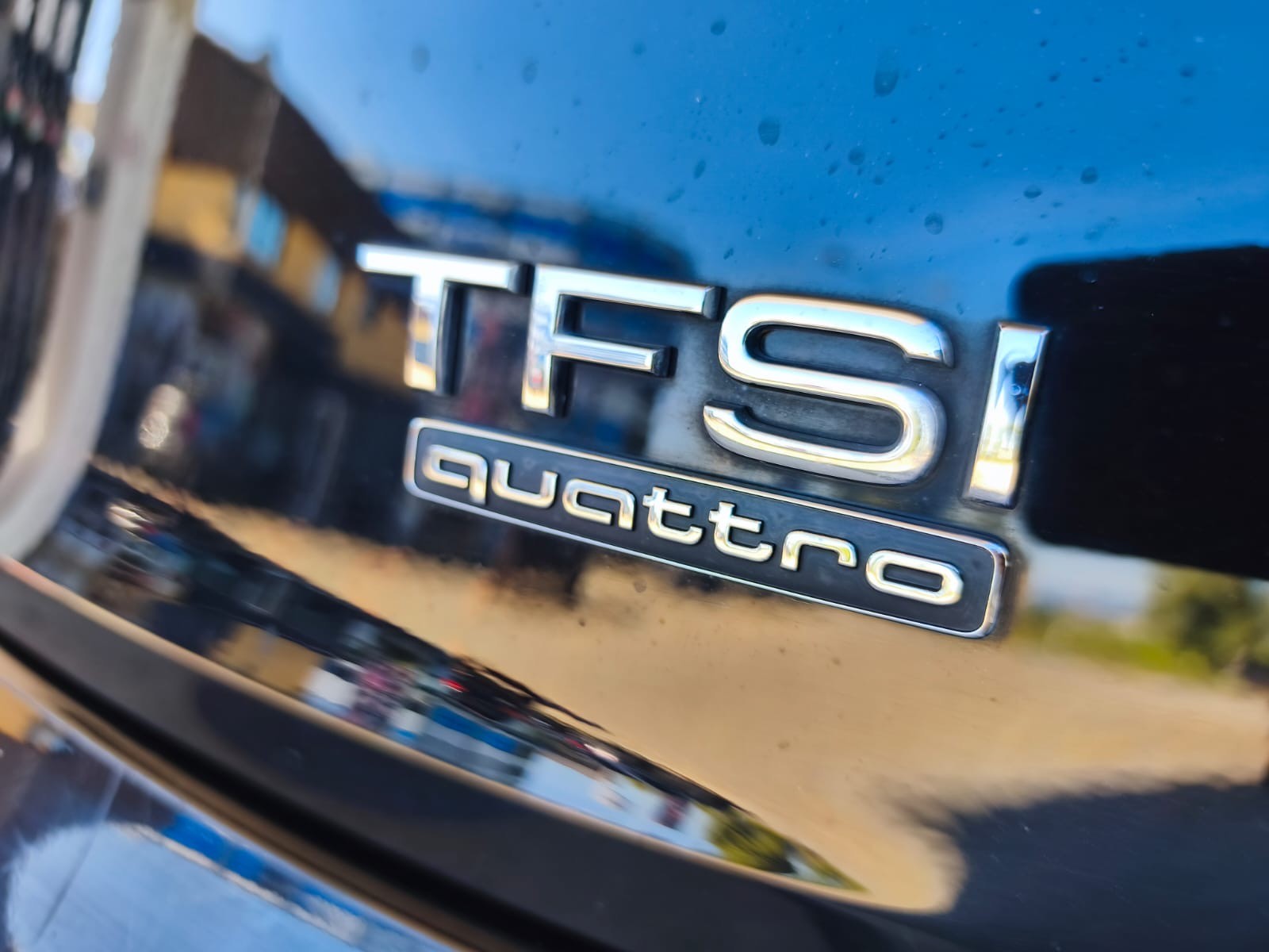 AUDI Q5 2.0 TFSI sport quattro S-tronic-image-21