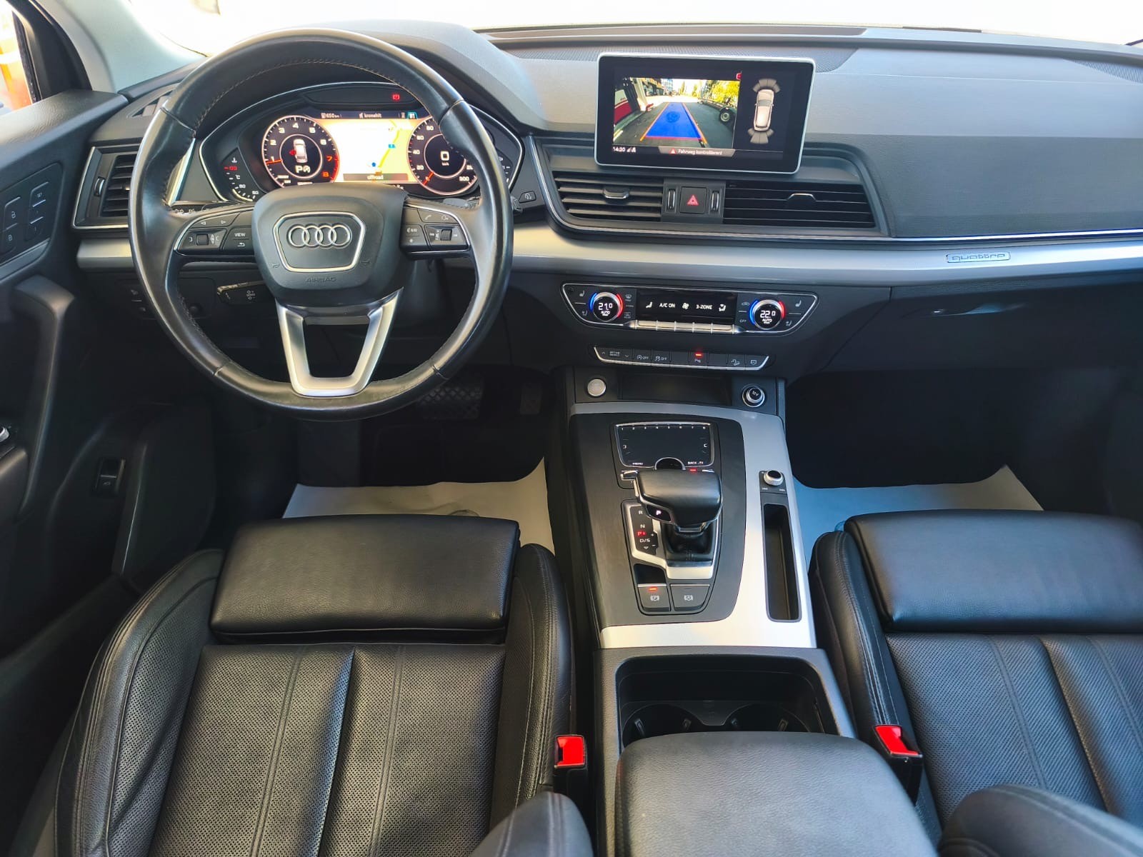 AUDI Q5 2.0 TFSI sport quattro S-tronic-image-23
