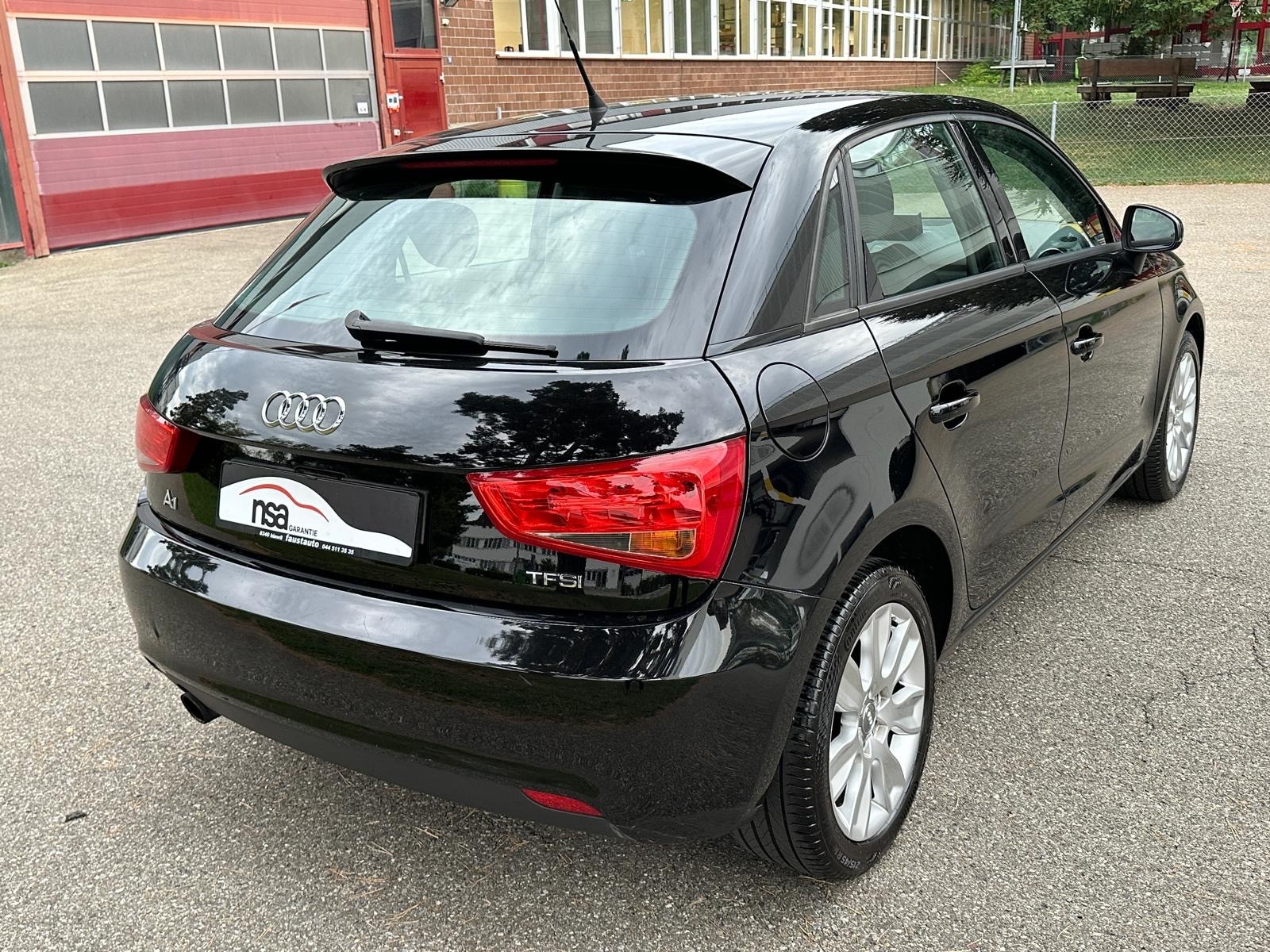 AUDI A1 Sportback 1.2 TFSI Attraction-image-3