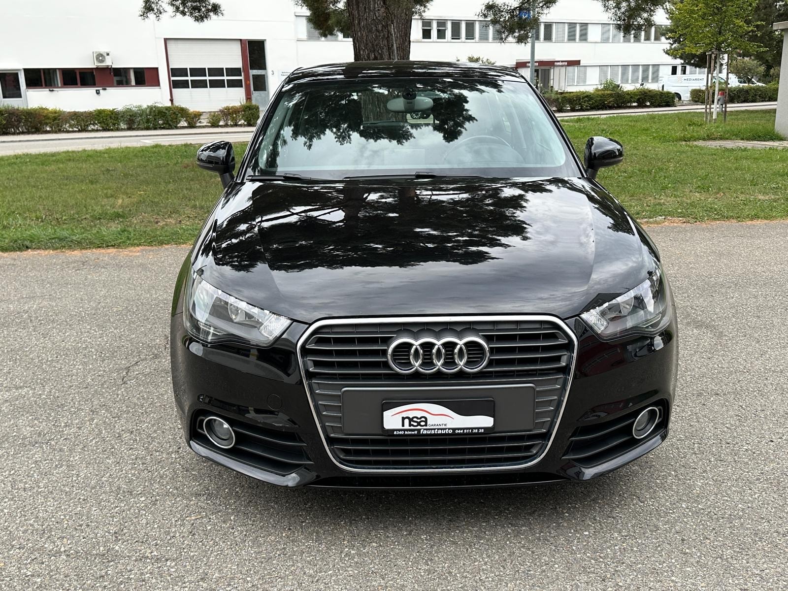 Car photo