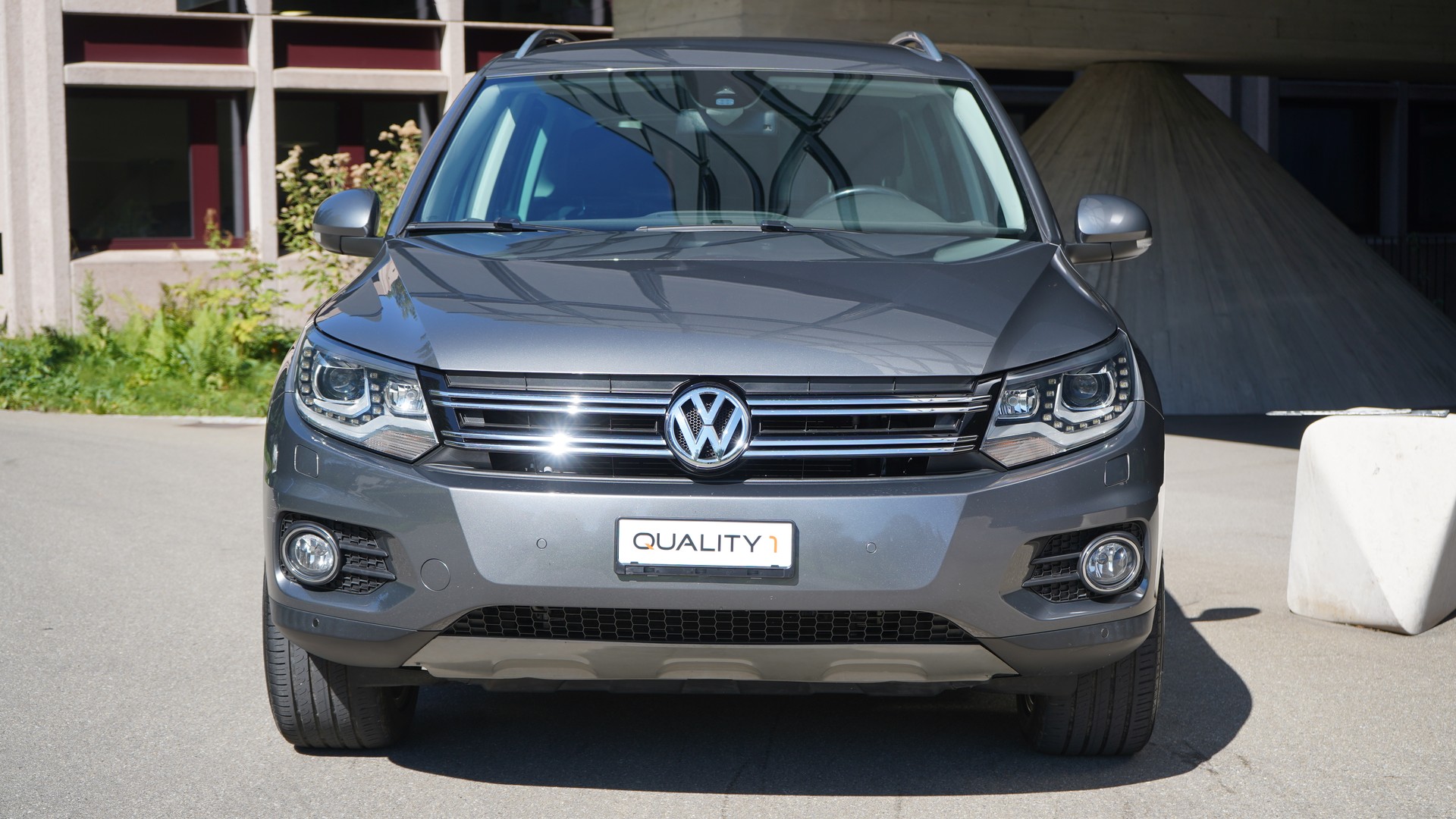 VW Tiguan 2.0 TSI Track&Field 4Motion DSG-image-1