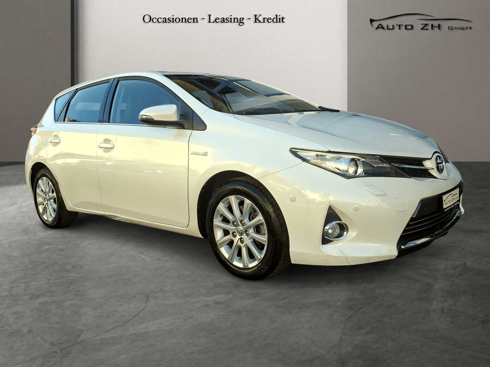 TOYOTA Auris 1.8 16V HSD Linea Sol-image-2