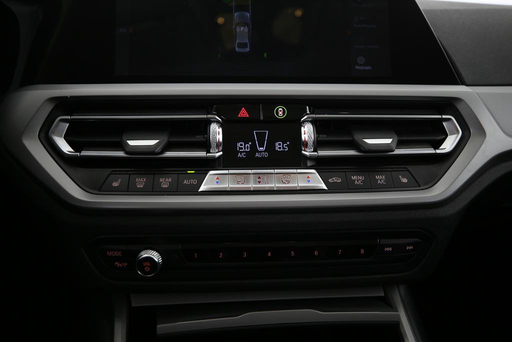 BMW 320d xDrive SAG-image-9
