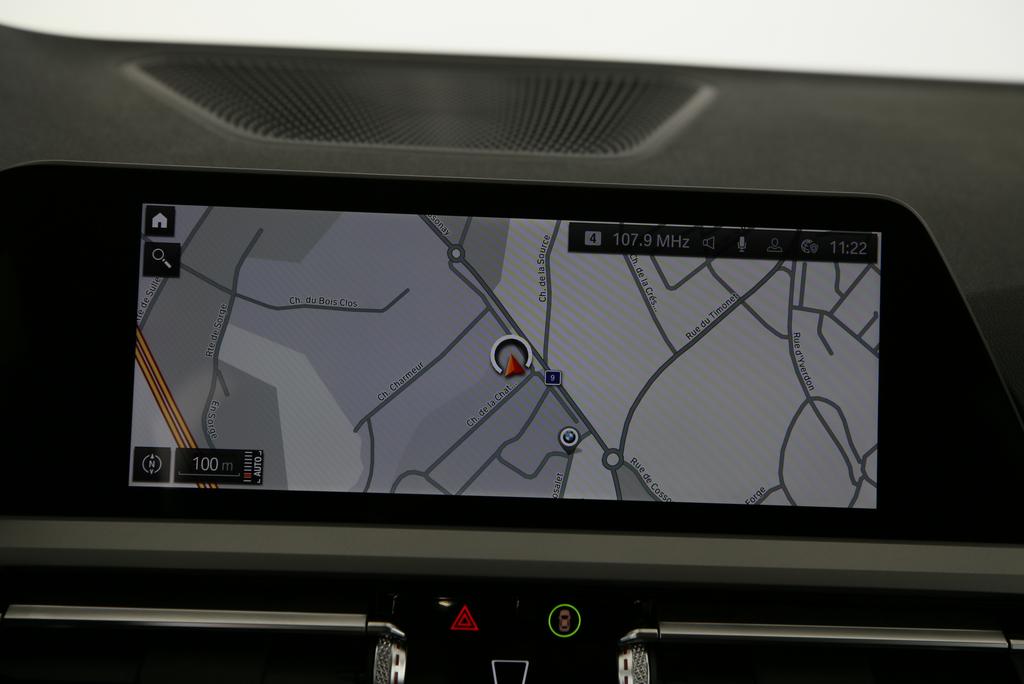 BMW 320d xDrive SAG-image-6