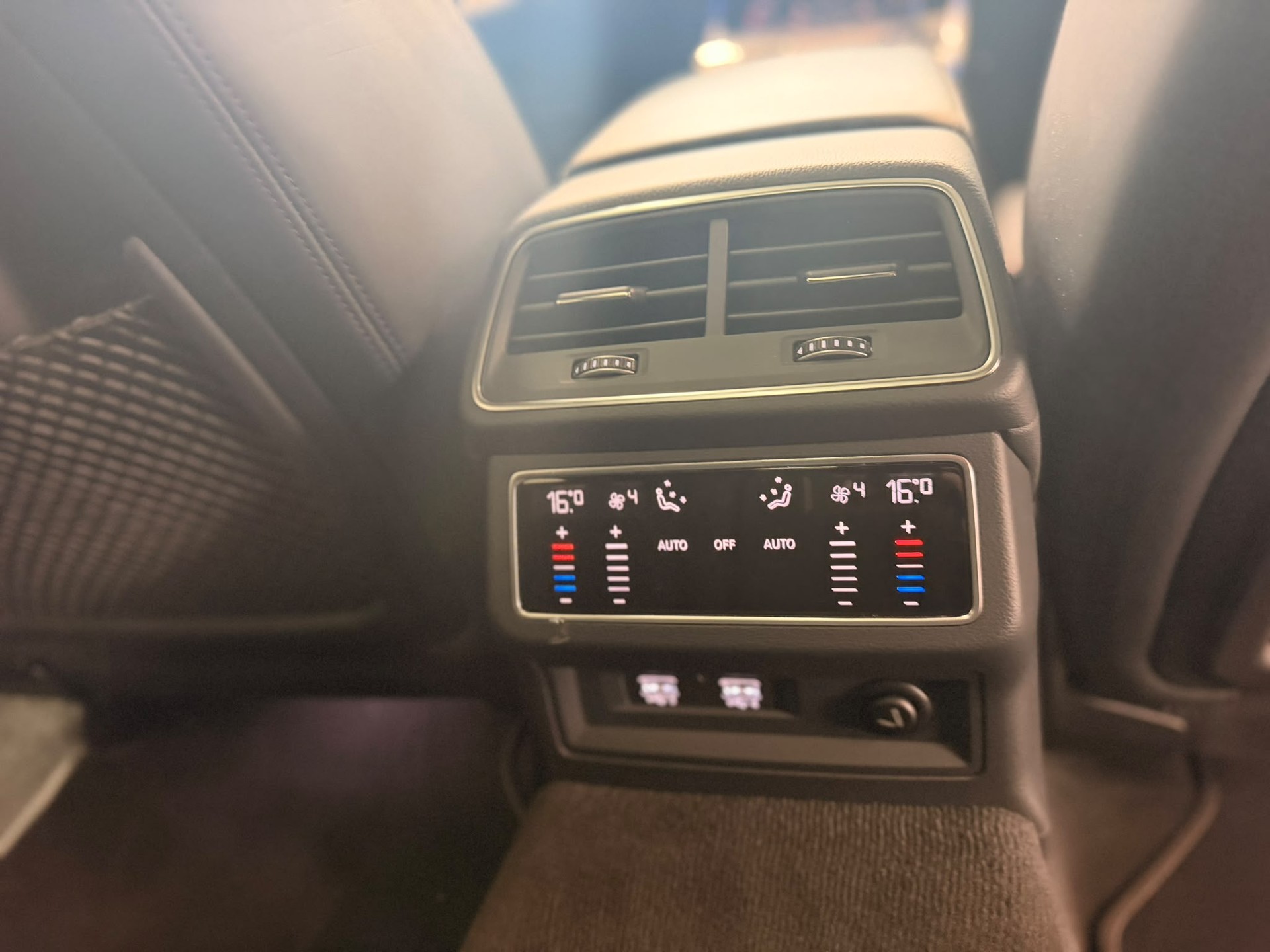 AUDI S6 Avant 3.0 TDI quattro tiptronic-image-15
