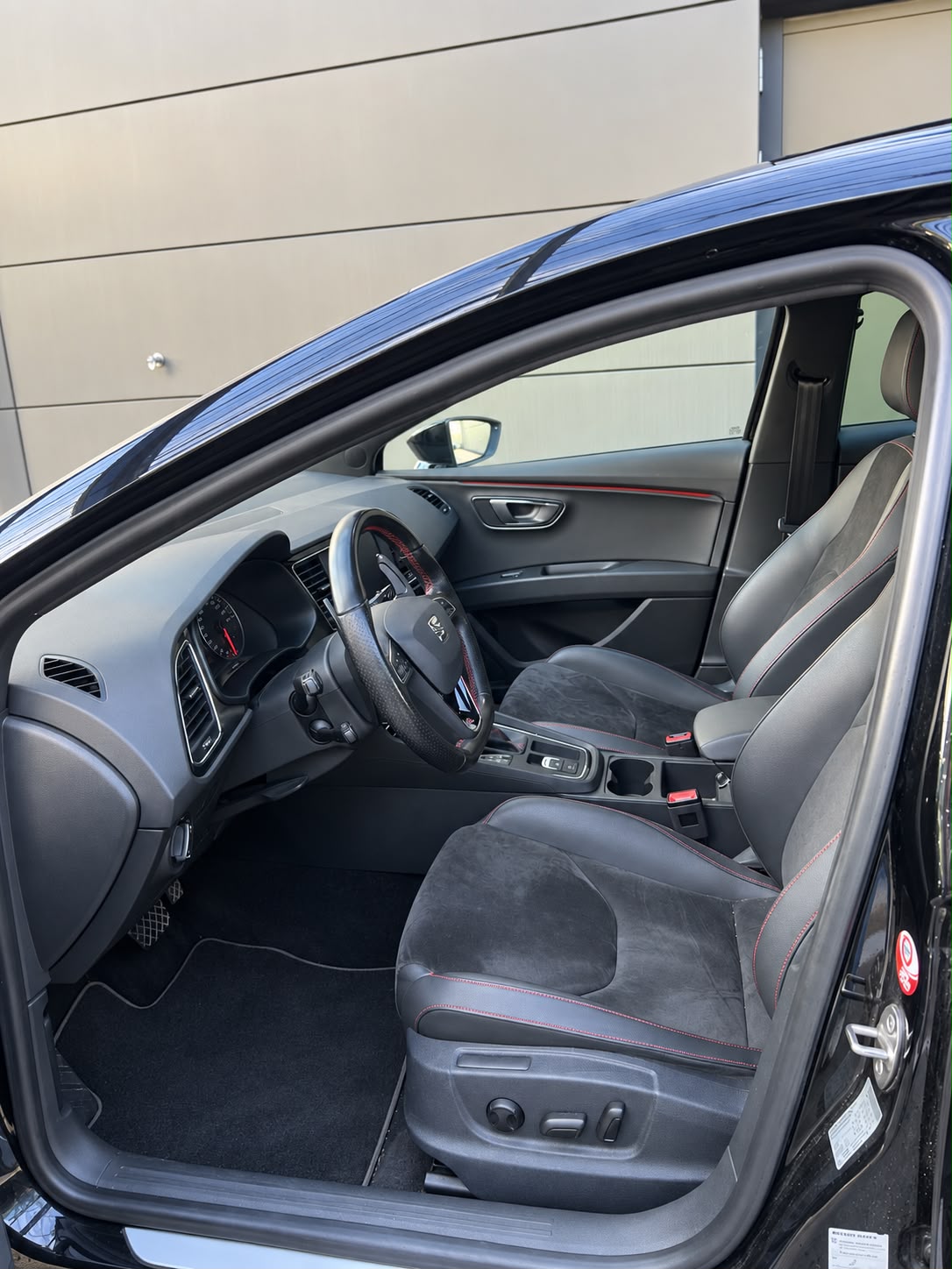 SEAT 1.8 TSI FR-Evolution DSG-image-3