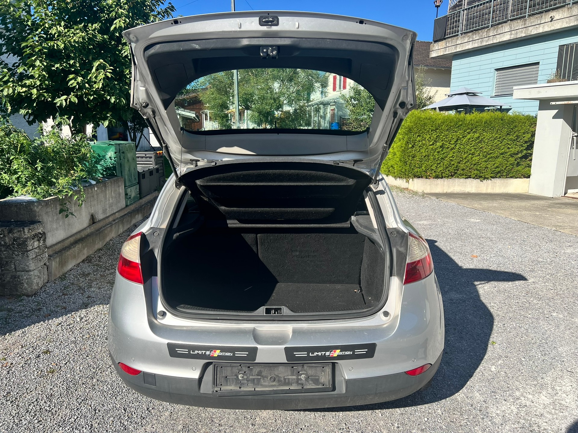 RENAULT Mégane 1.4 16V Turbo Expression-image-8