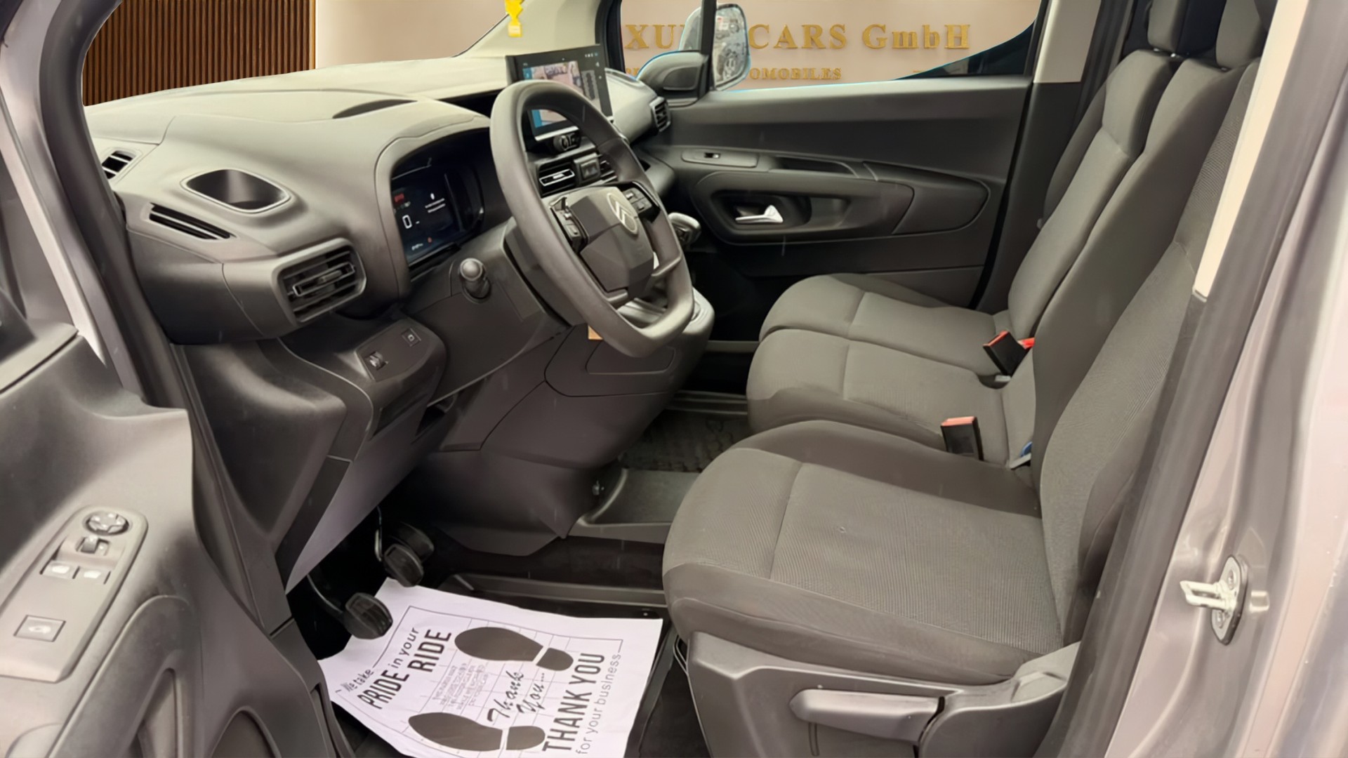 CITROEN Berlingo Van M 1.5 Blue HDi 100 s/s Swiss Edition-image-12