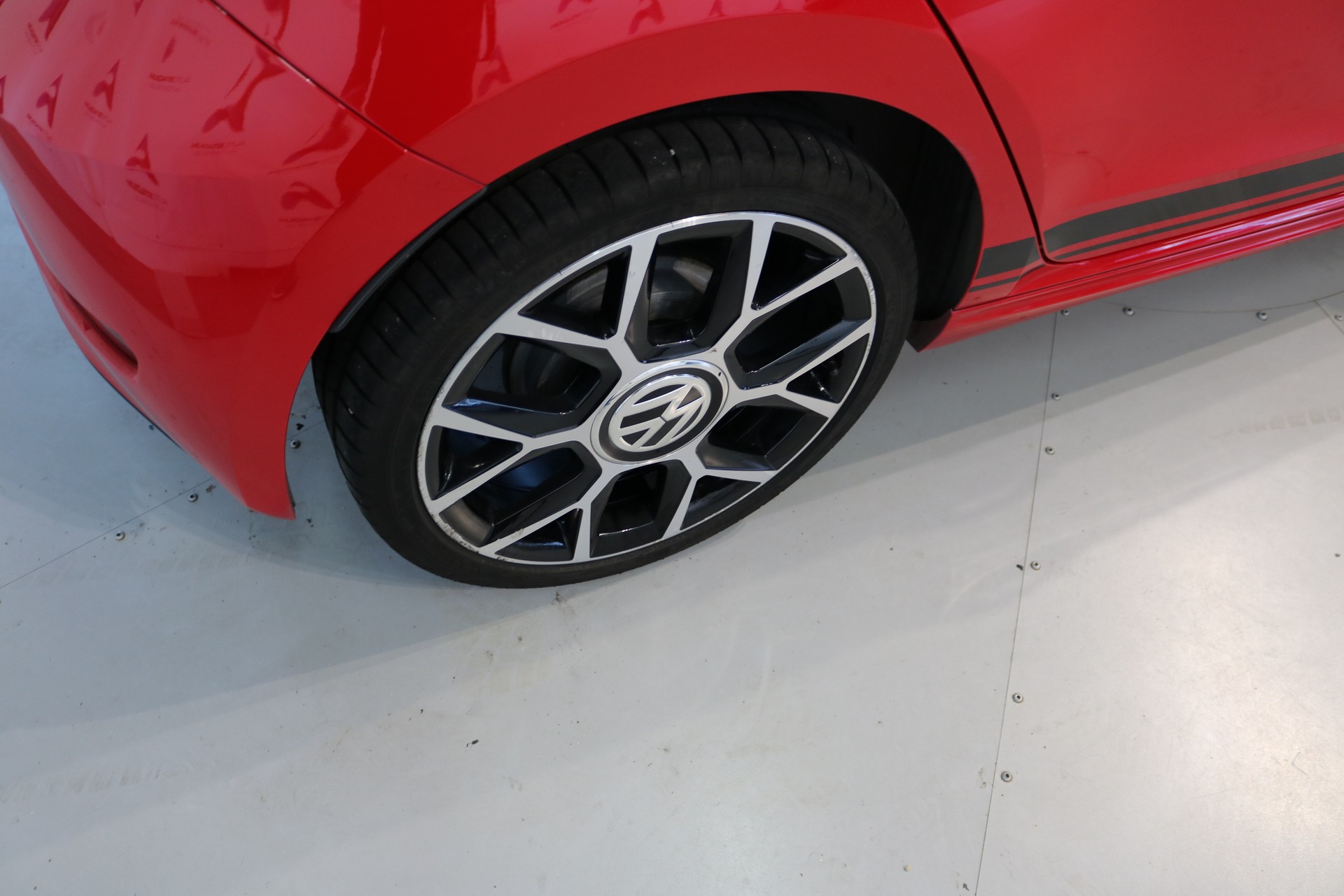 VW Up 1.0 TSI GTI-image-34