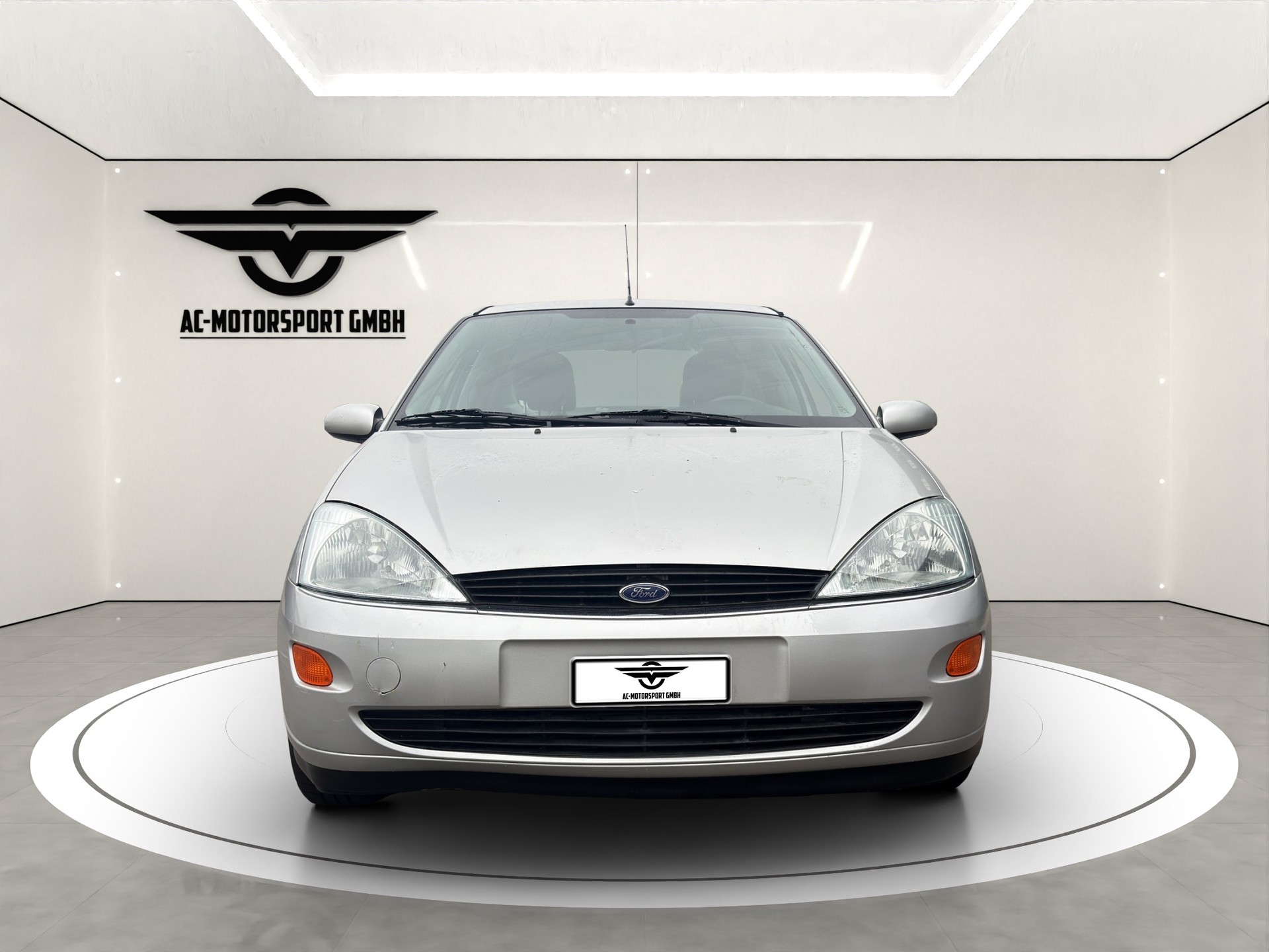 FORD Focus 1.6i 16V Ghia-image-1