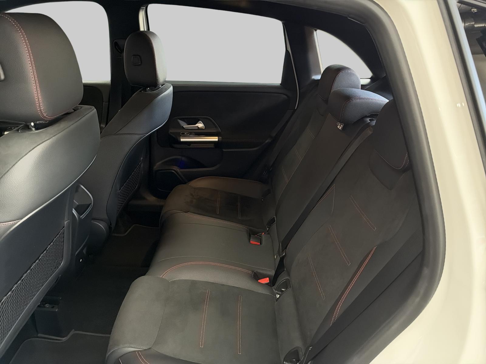 MERCEDES-BENZ B 200 7G-DCT-image-13
