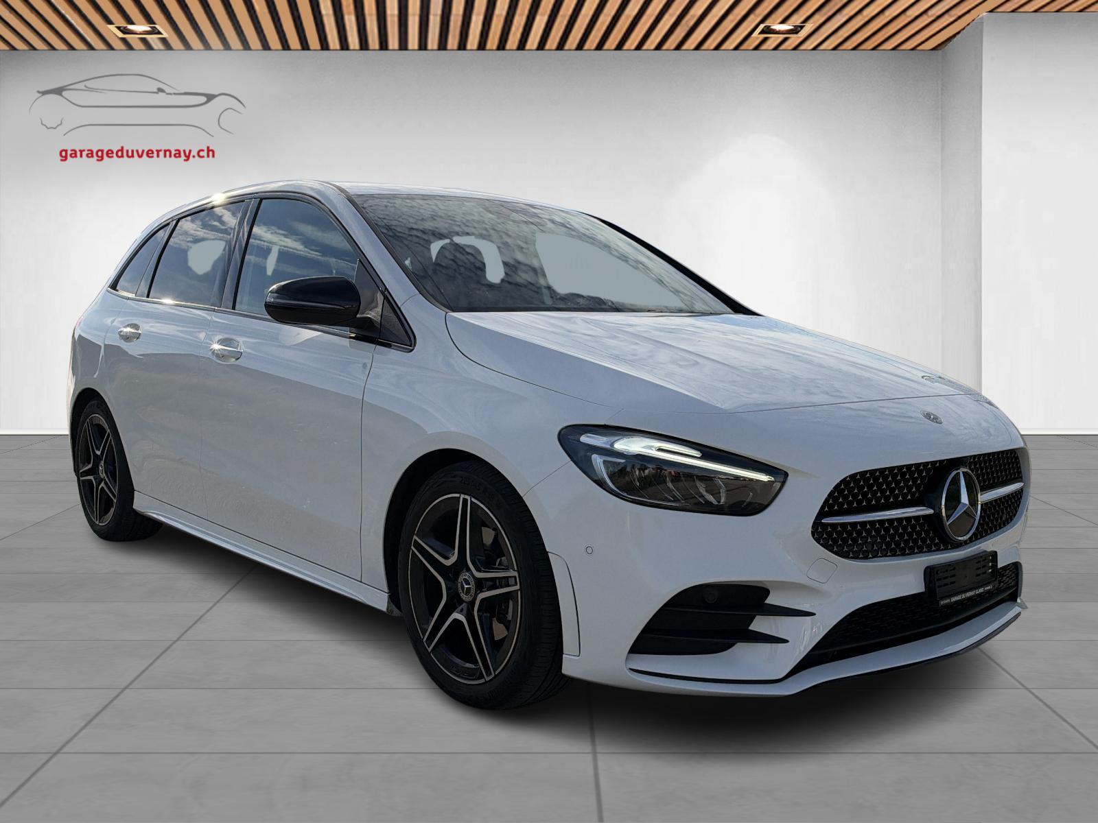 MERCEDES-BENZ B 200 7G-DCT-showroom-element-1