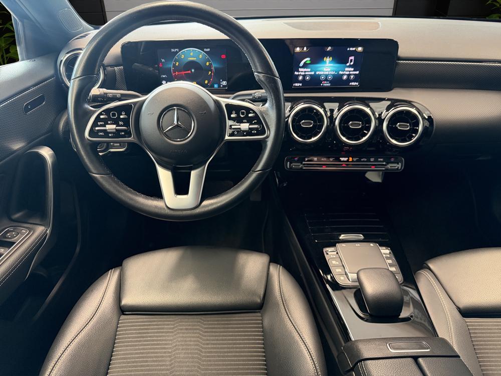 MERCEDES-BENZ A 180 Edition-image-9