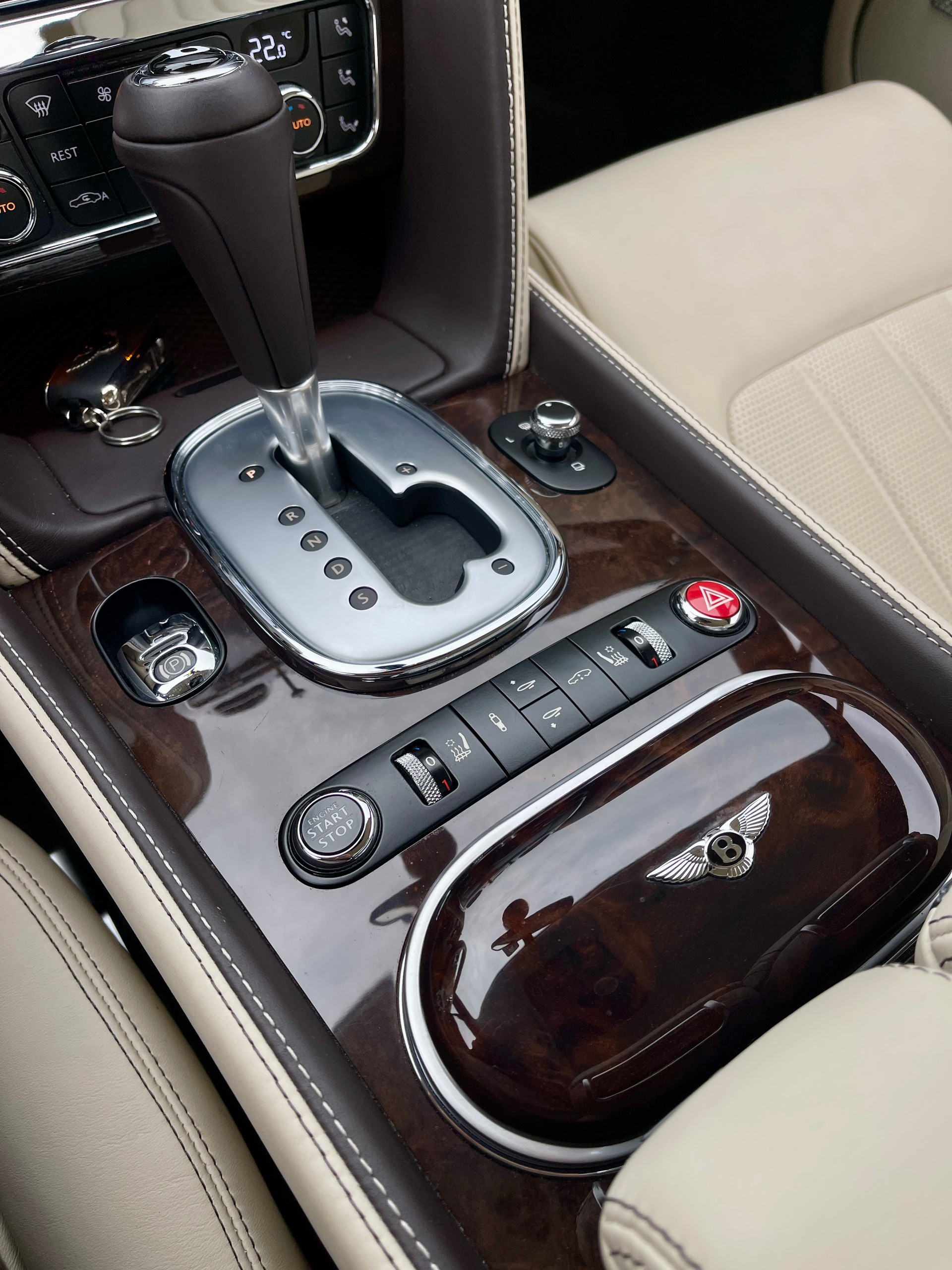 BENTLEY Continental GT 6.0 W12-image-9