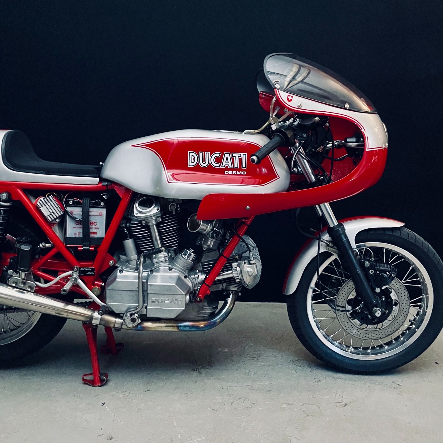 DUCATI 900 SS-image-8