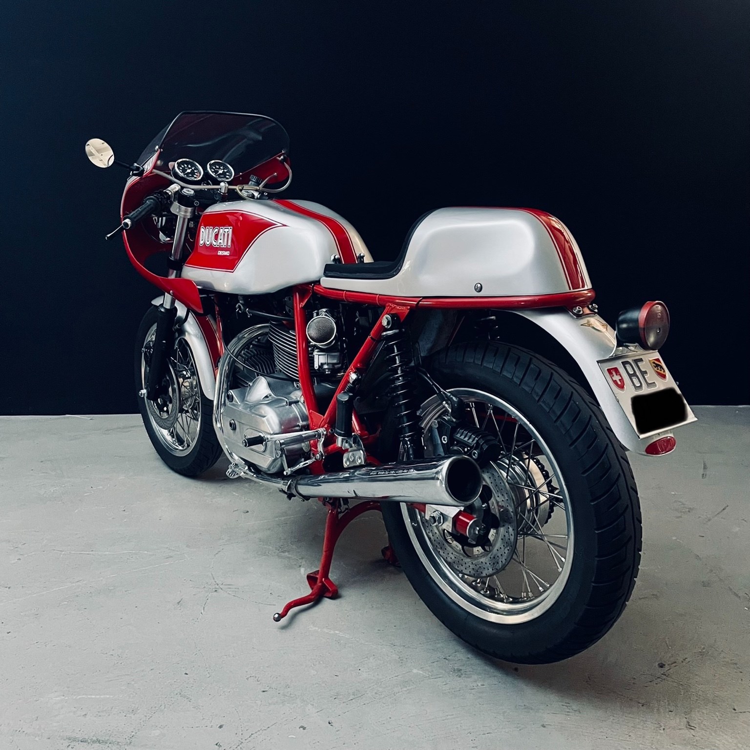 DUCATI 900 SS-image-9