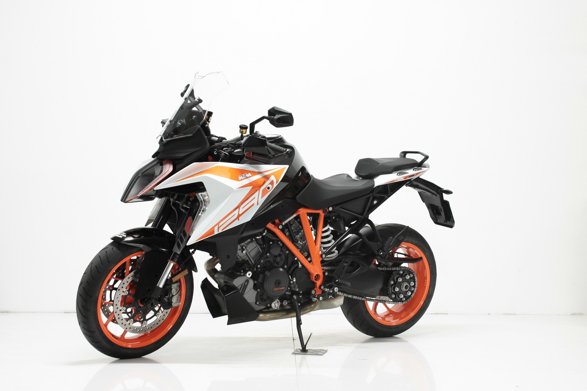 KTM 1290 Super Duke GT-image-5
