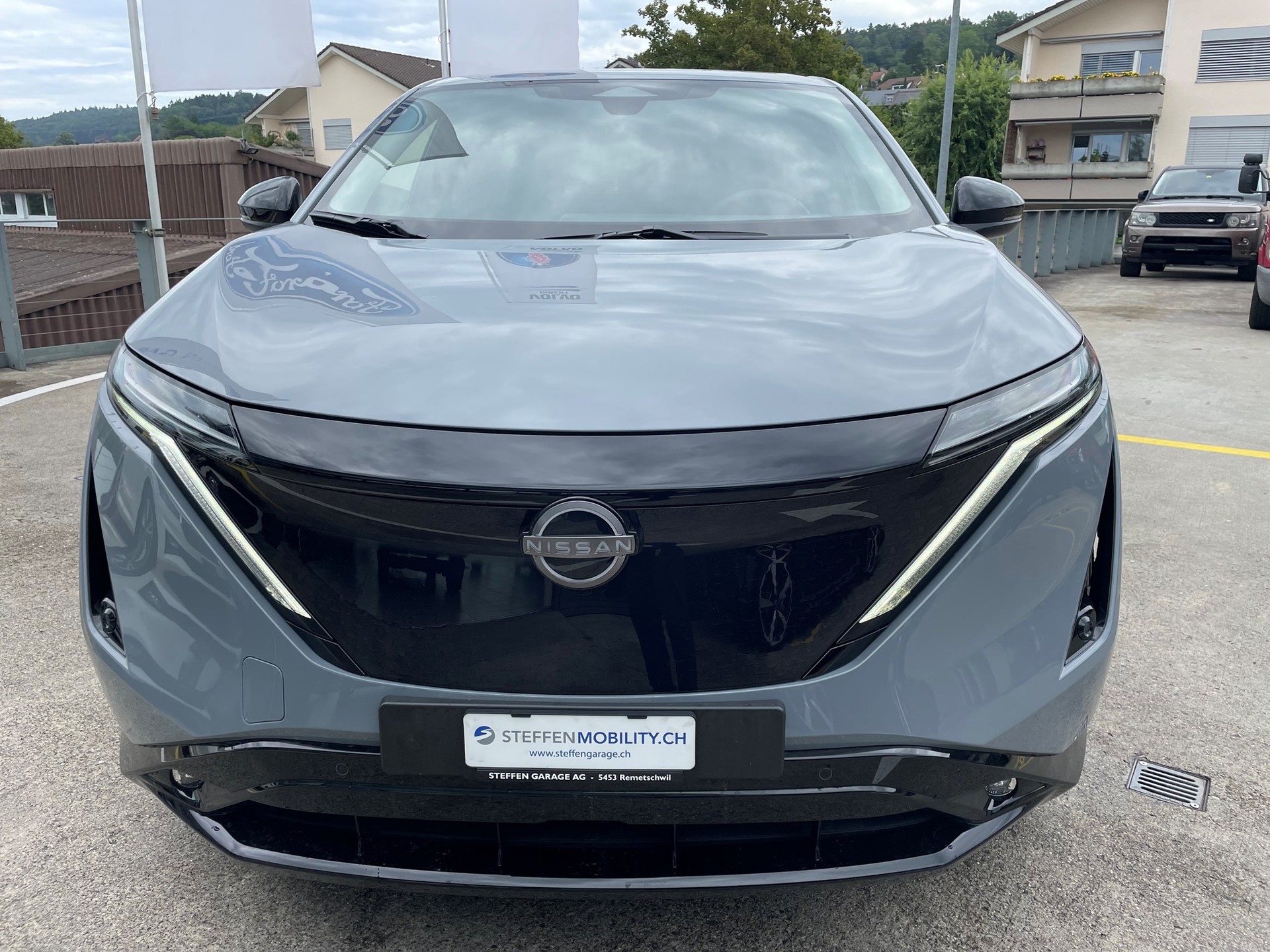 NISSAN Ariya 63 kWh Advance-image-1