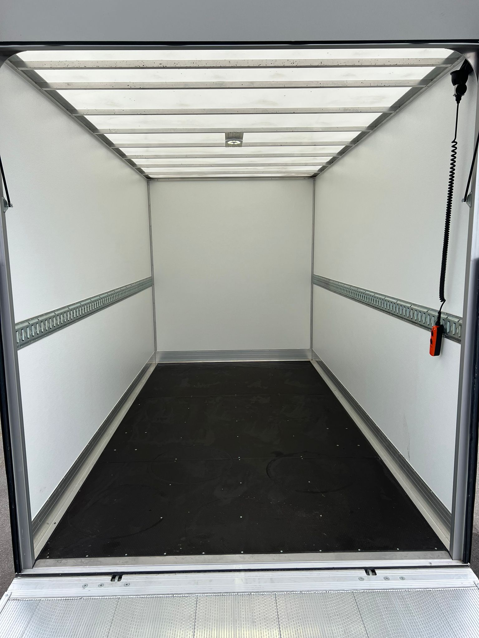 IVECO 35 S 18H A8-image-12