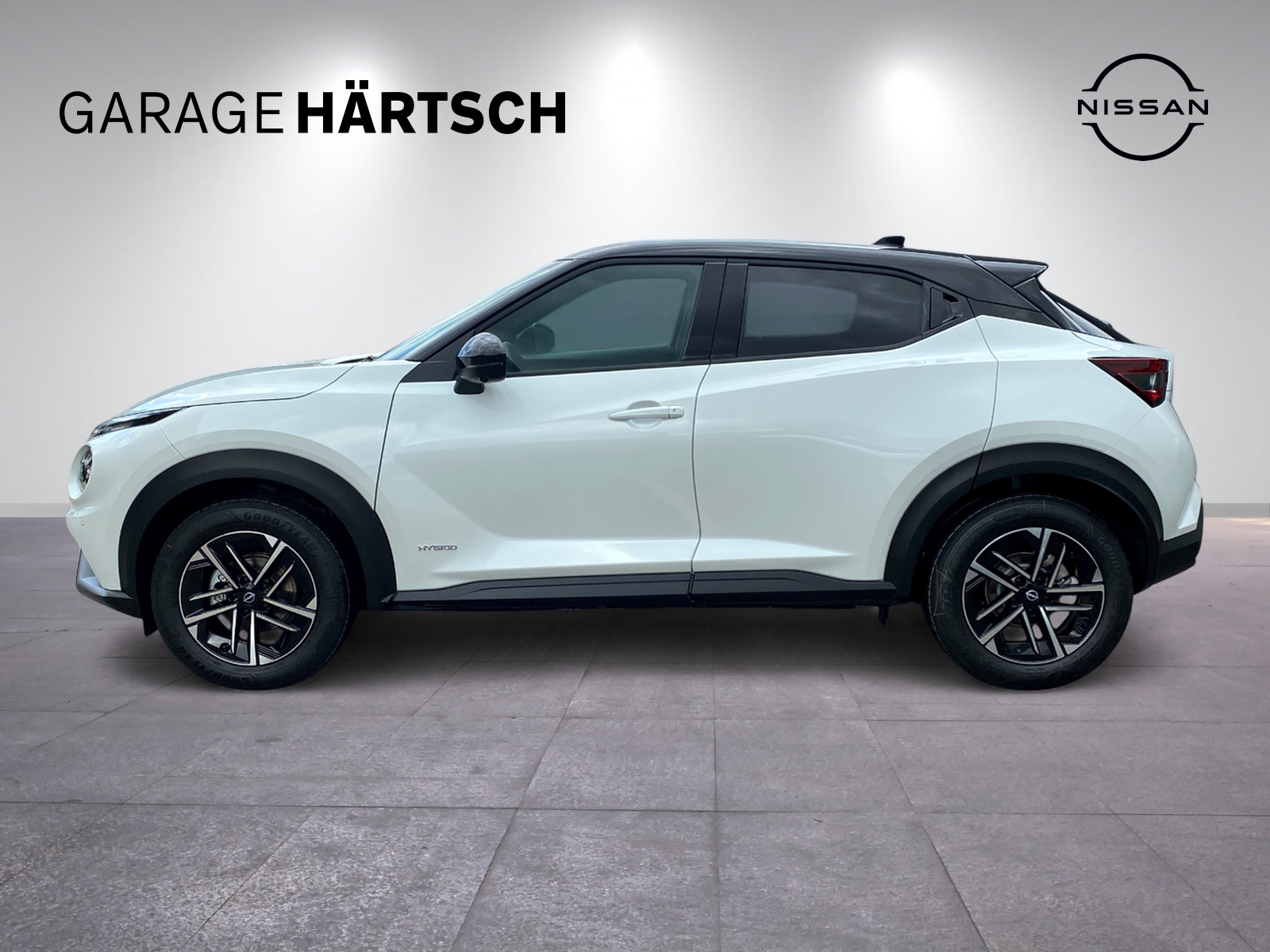 NISSAN Juke 1.6 Hybrid N-Connecta-image-1