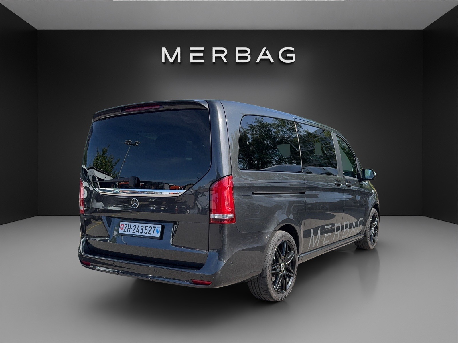 MERCEDES-BENZ V 300 d lang Avantgarde 4Matic 9G-Tronic-image-1