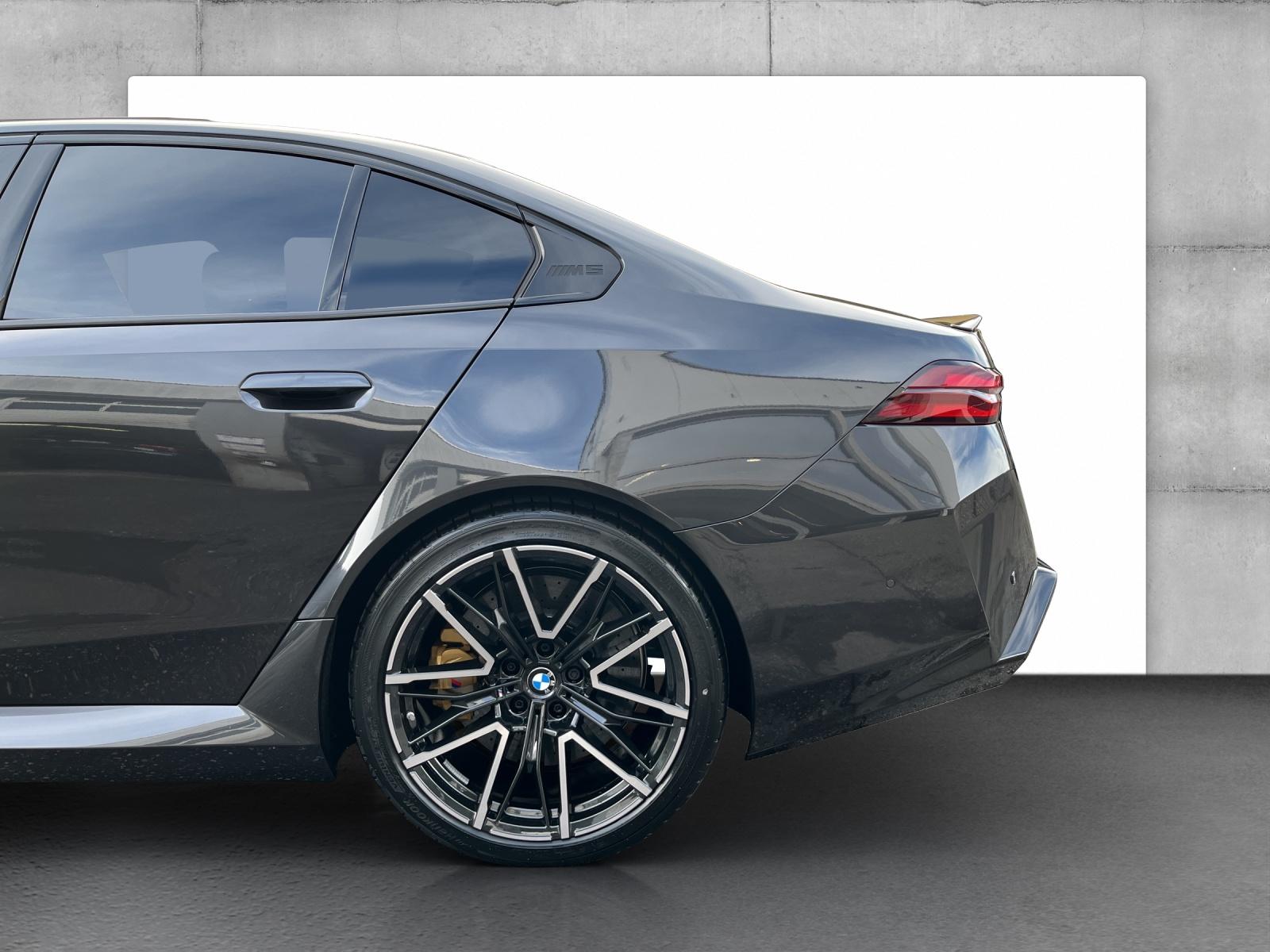 BMW M5 xDrive-image-7