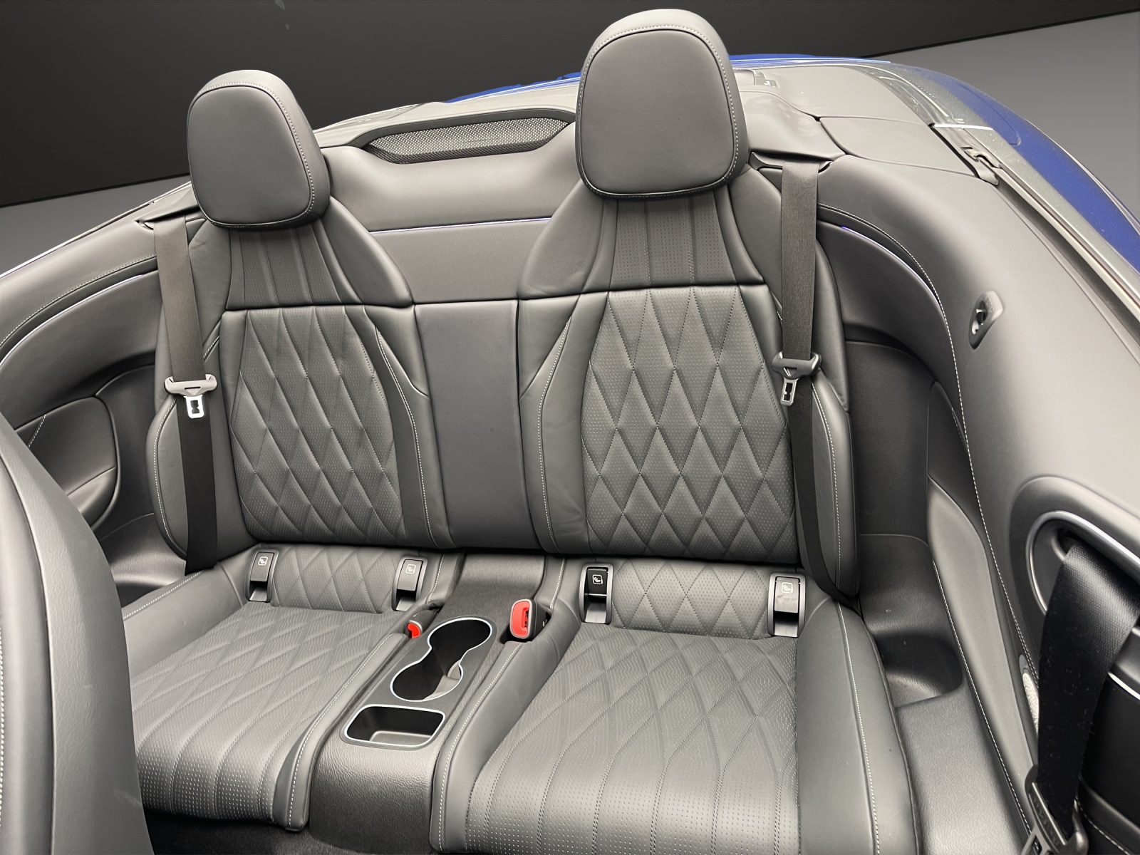MERCEDES-BENZ CLE 450 Cabrio 4M-image-12