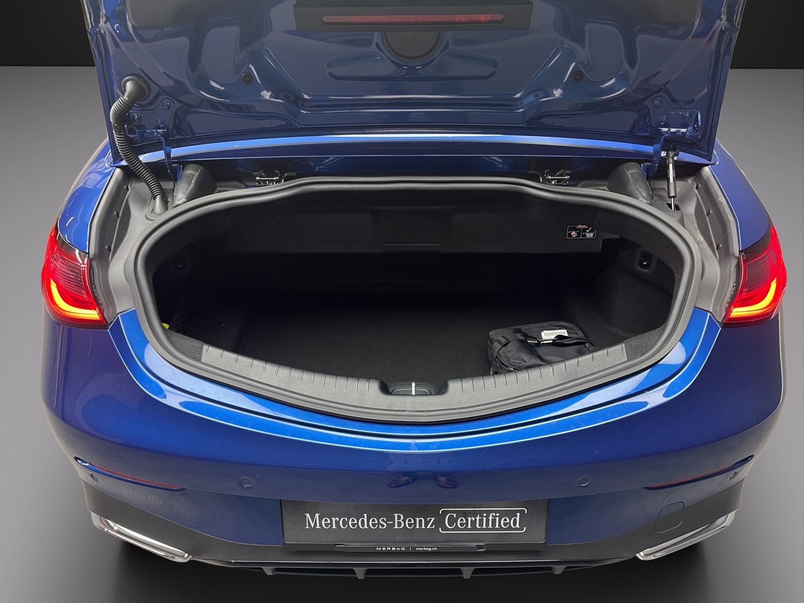 MERCEDES-BENZ CLE 450 Cabrio 4M-image-7