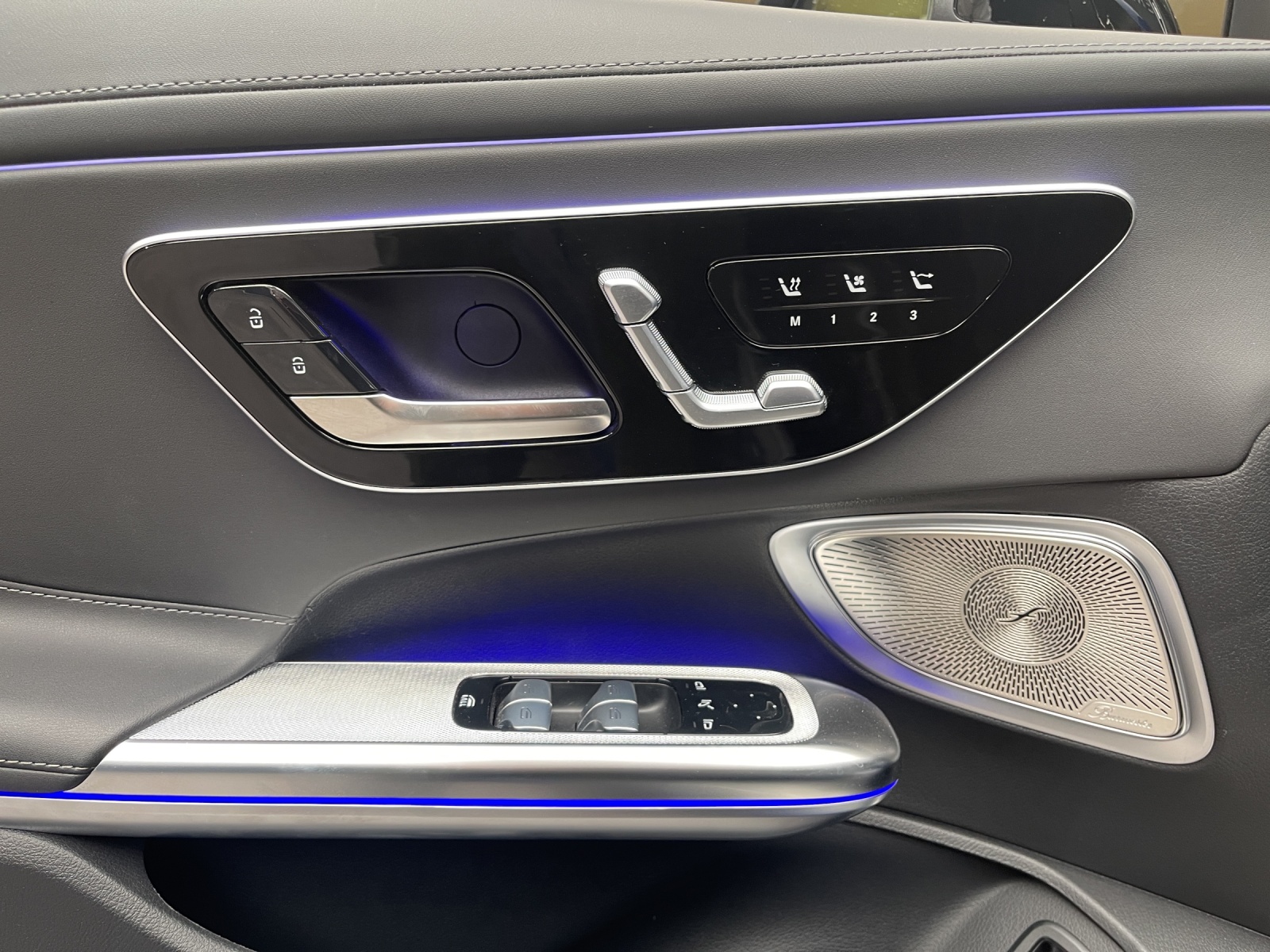 MERCEDES-BENZ CLE 450 Cabrio 4M-image-13