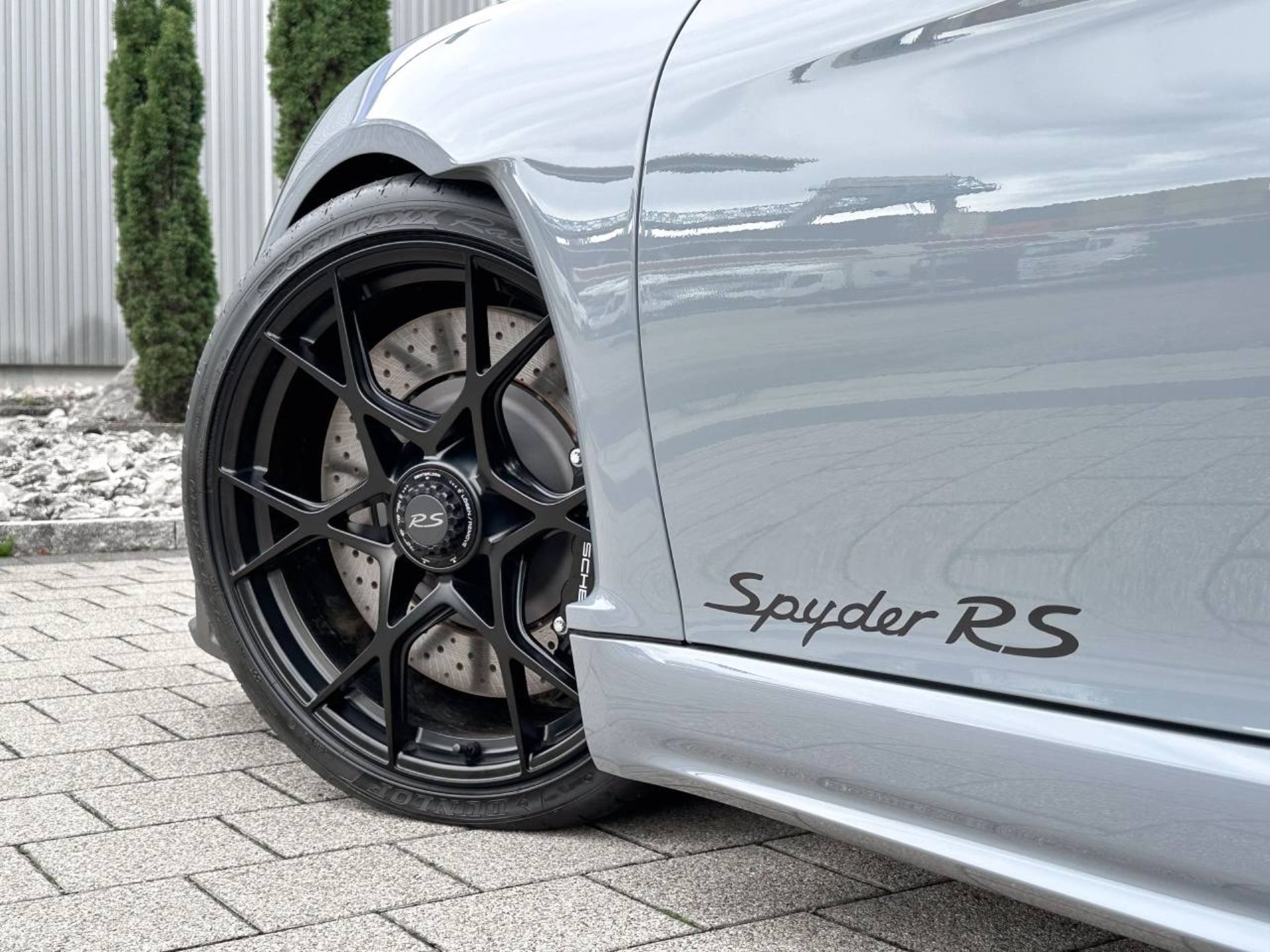 PORSCHE 718 Spyder RS-image-21