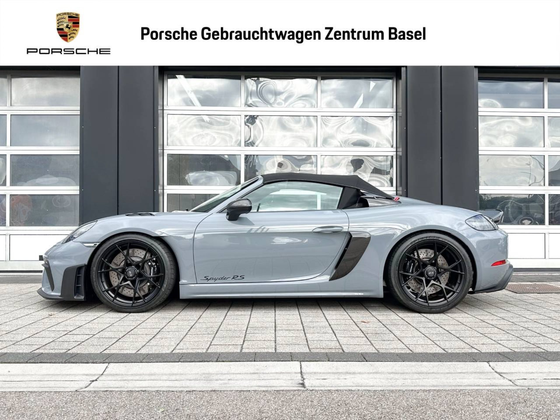 PORSCHE 718 Spyder RS-image-5