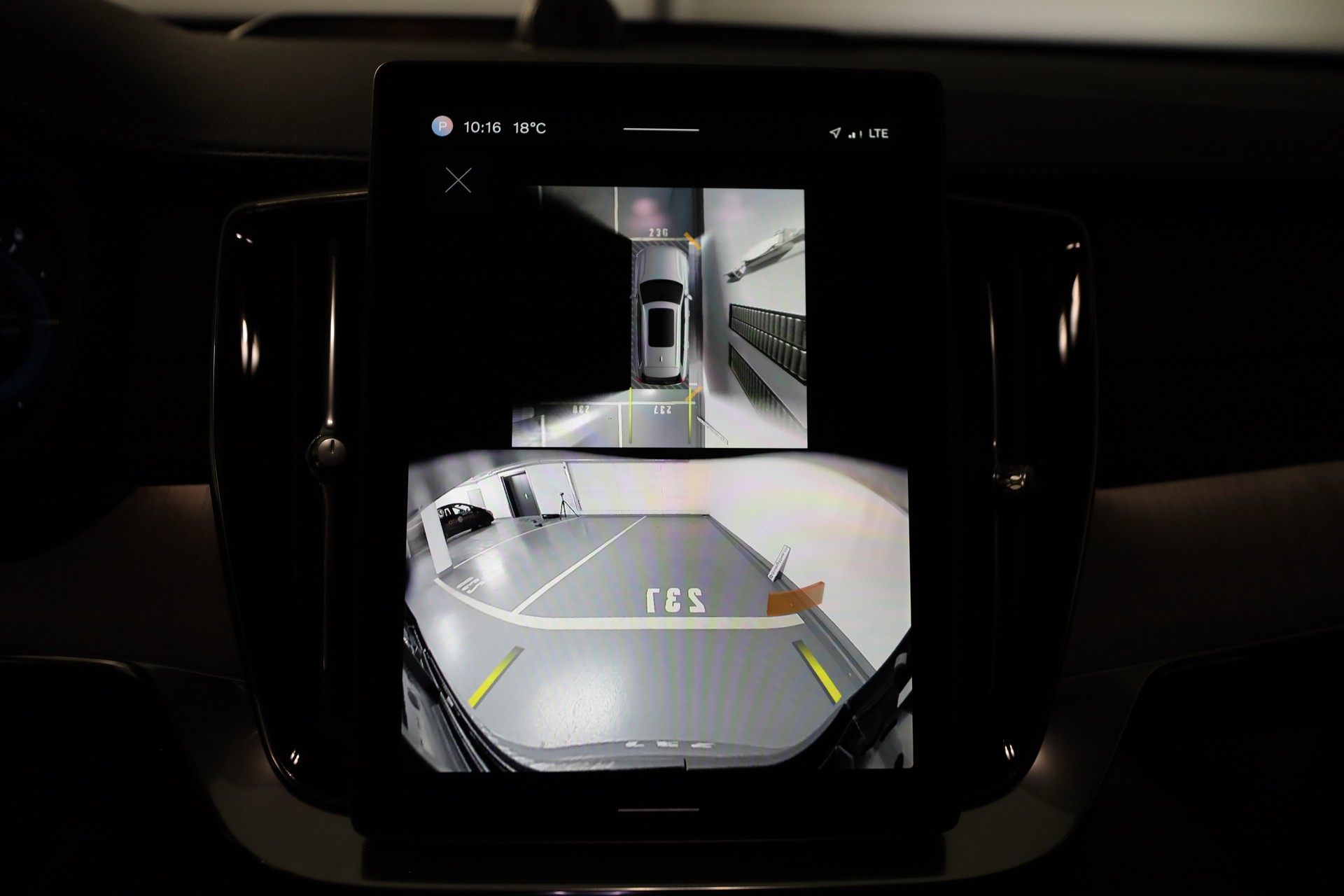 VOLVO XC90 T8 eAWD PluginHybrid Ultra Bright Geartronic-image-14