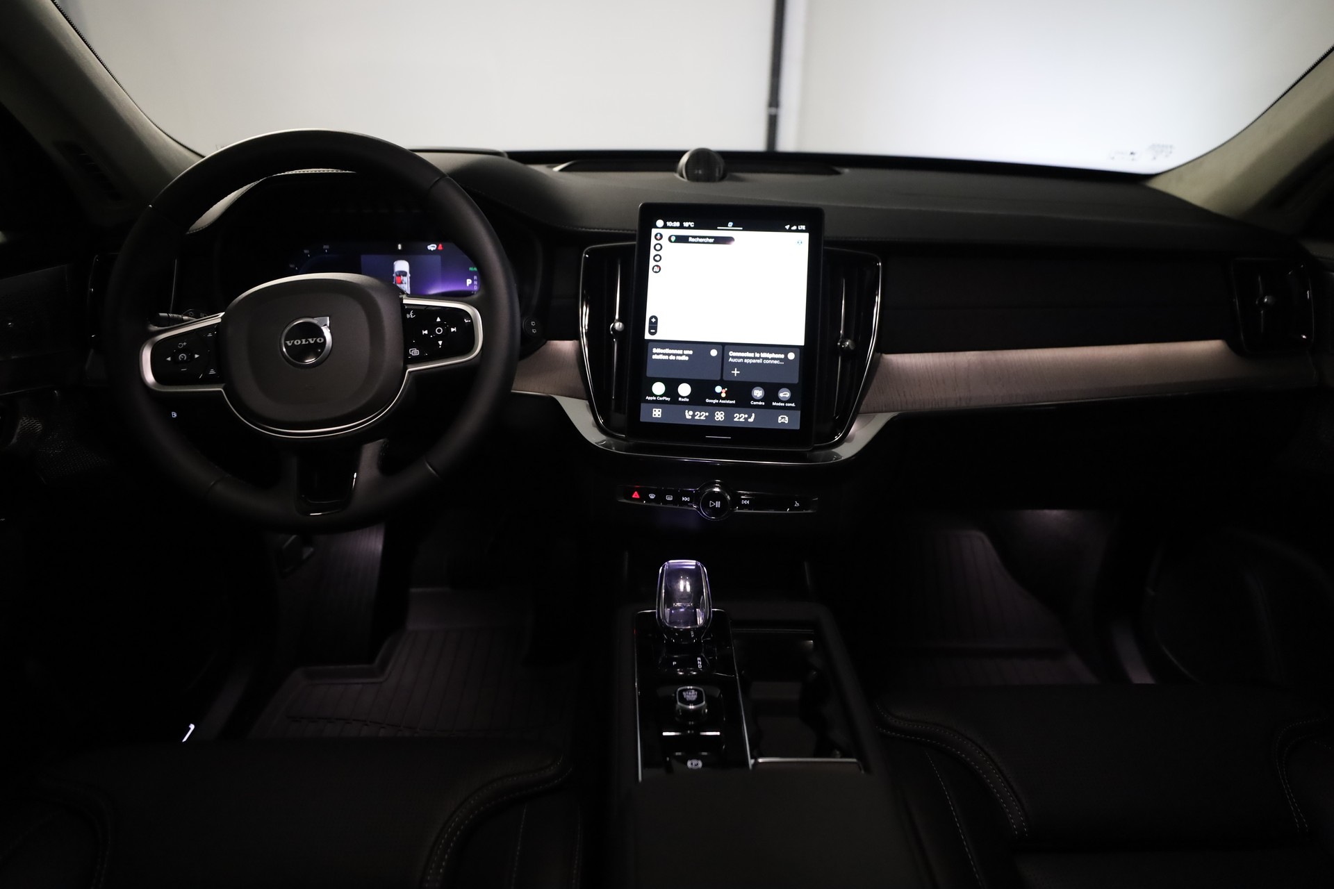 VOLVO XC90 T8 eAWD PluginHybrid Ultra Bright Geartronic-image-22