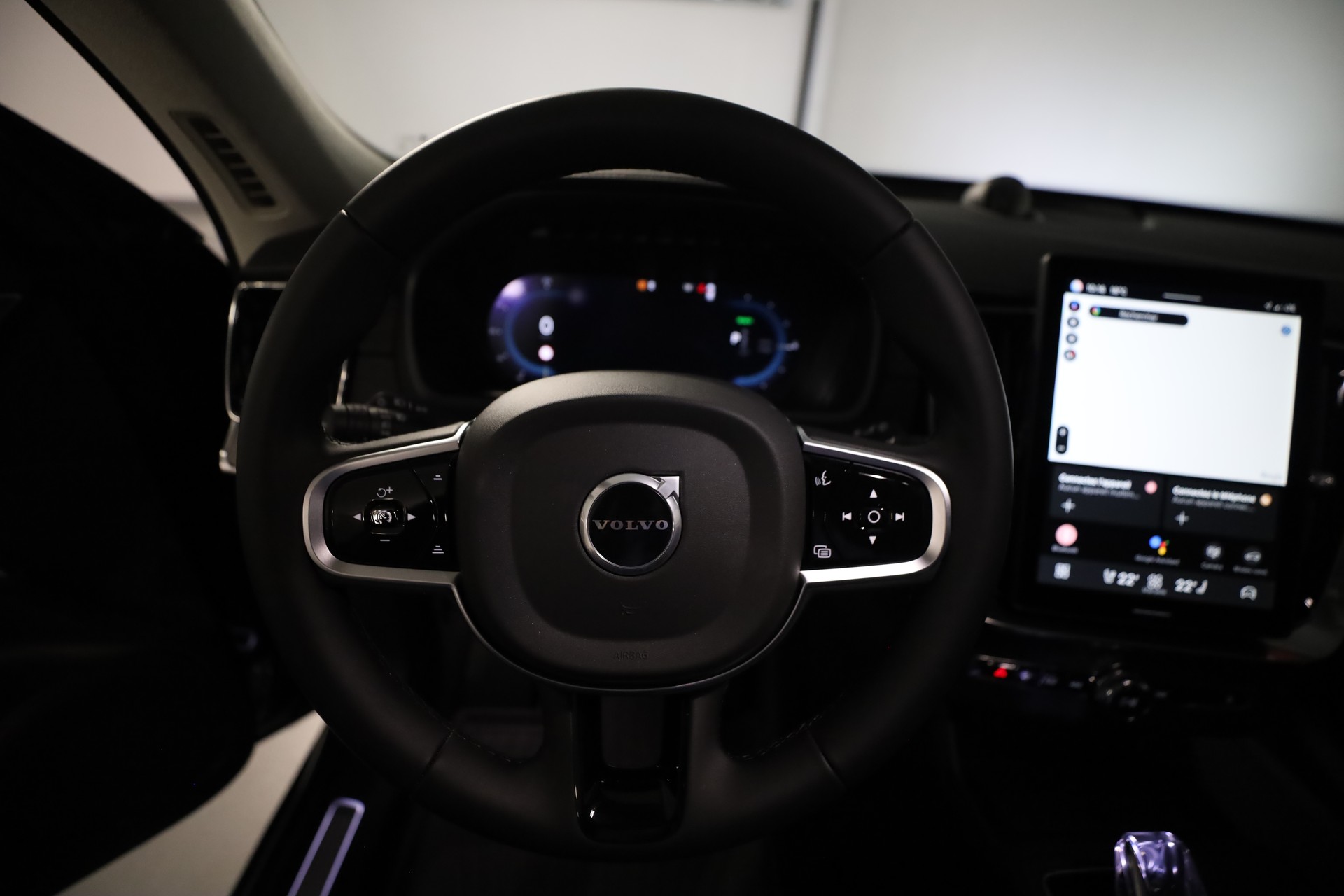 VOLVO XC90 T8 eAWD PluginHybrid Ultra Bright Geartronic-image-11