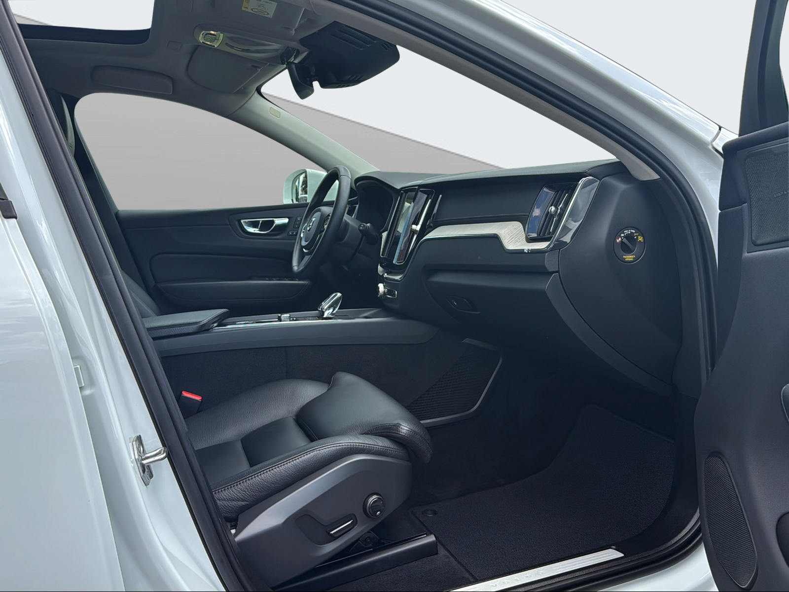 VOLVO XC60 2.0 T8 TE Inscription eAWD-image-14