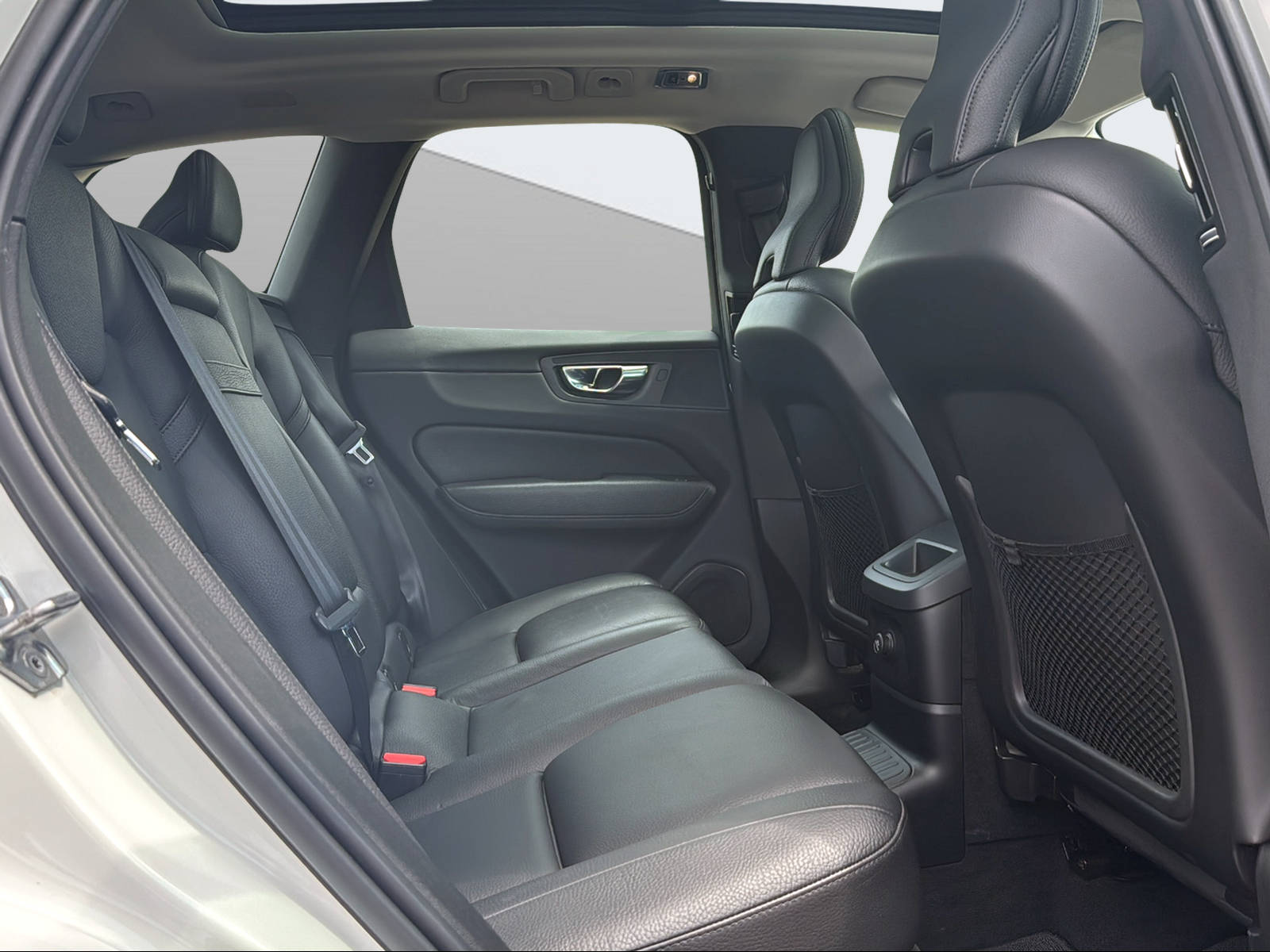 VOLVO XC60 2.0 T8 TE Inscription eAWD-image-10