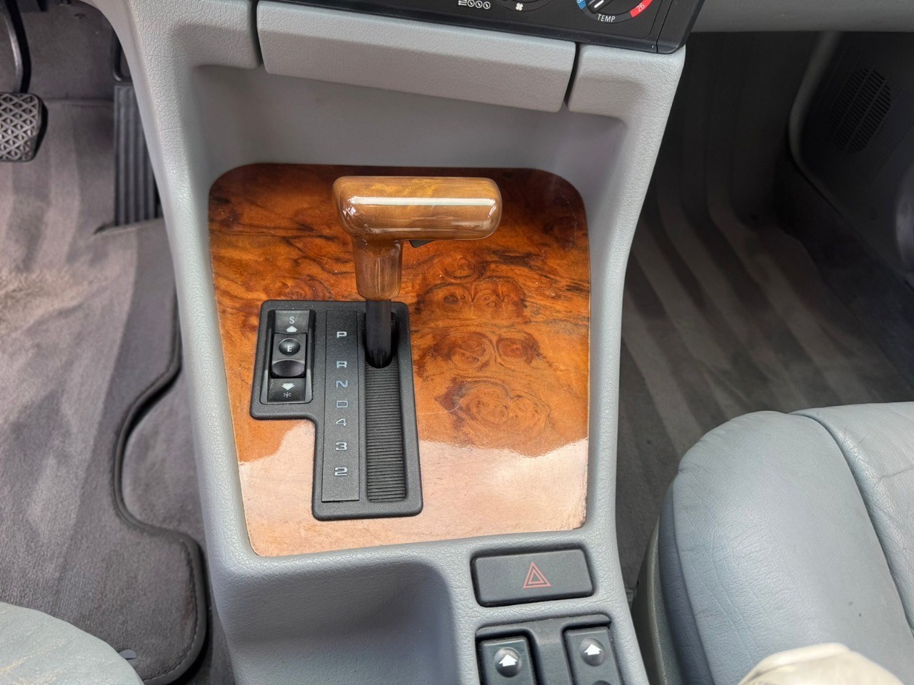 BMW 525iX 24V-image-11