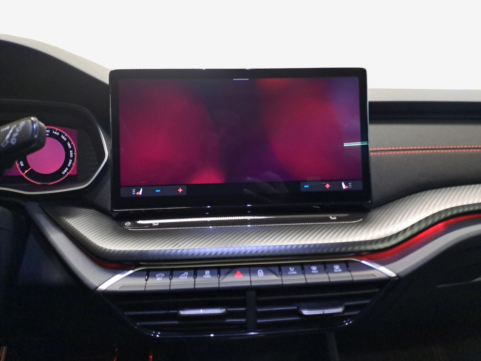 SKODA Octavia Combi 2.0 TSI DSG RS-image-10