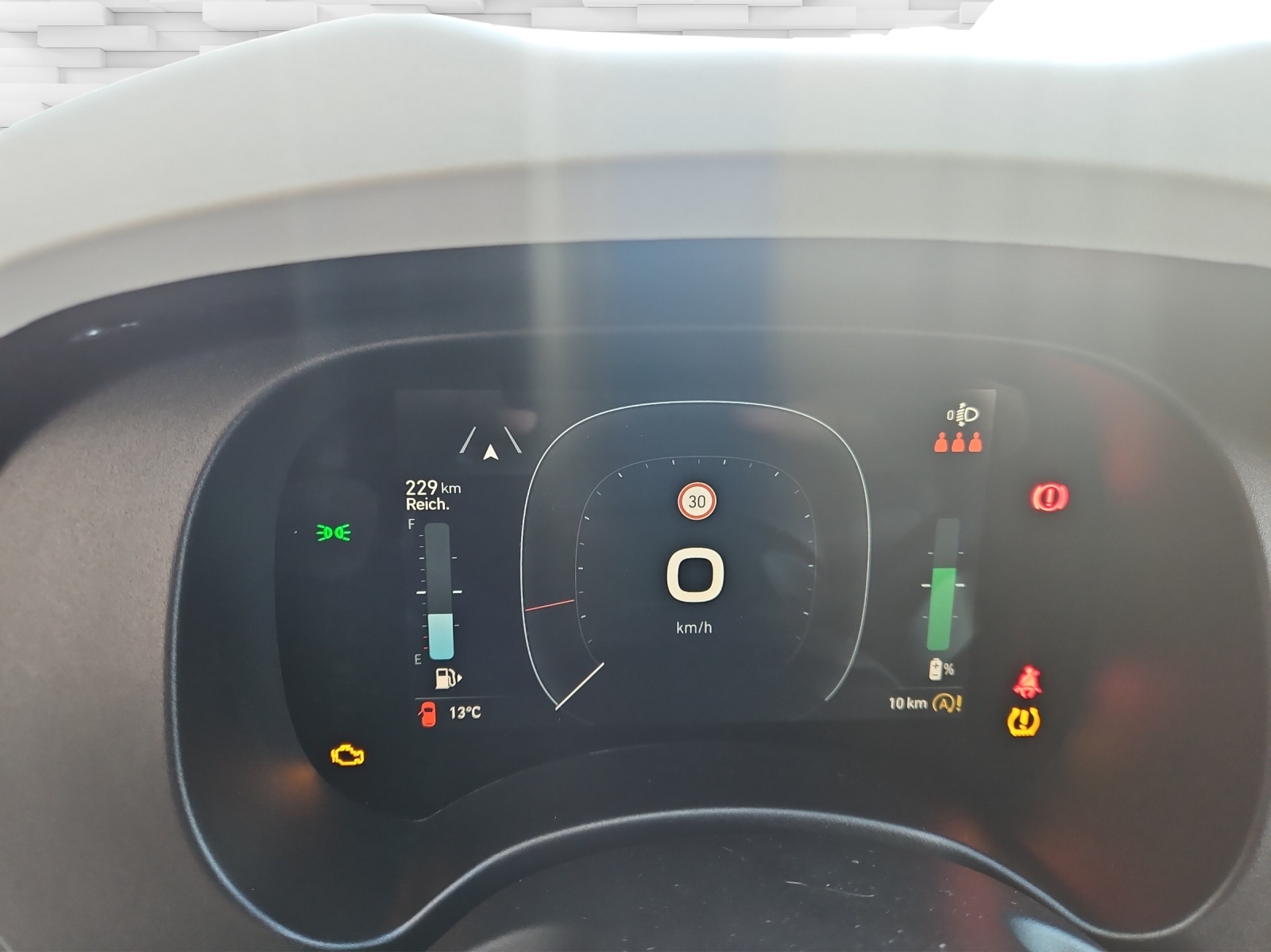 FIAT PANDINA 1.0 MHEV Cross-image-11