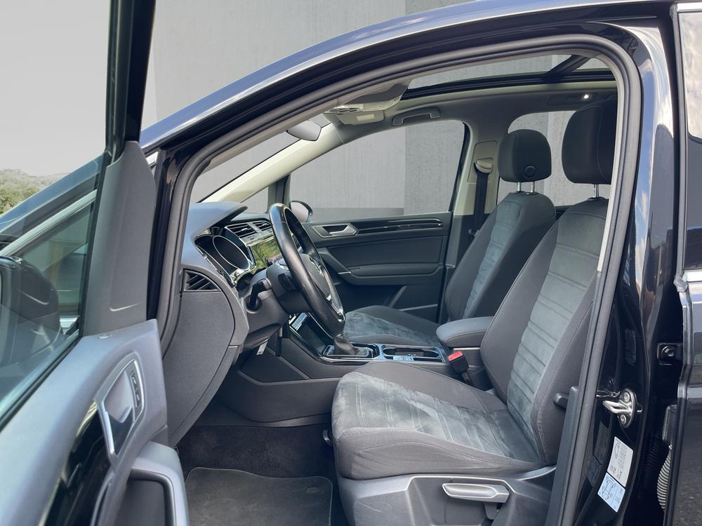 VW Touran 2.0 TDI BlueMotion Technology Highline DSG-image-5