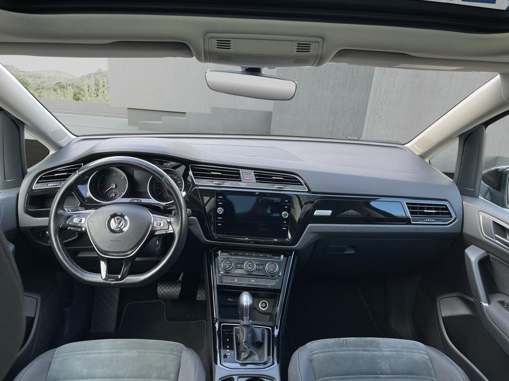 VW Touran 2.0 TDI BlueMotion Technology Highline DSG-image-8