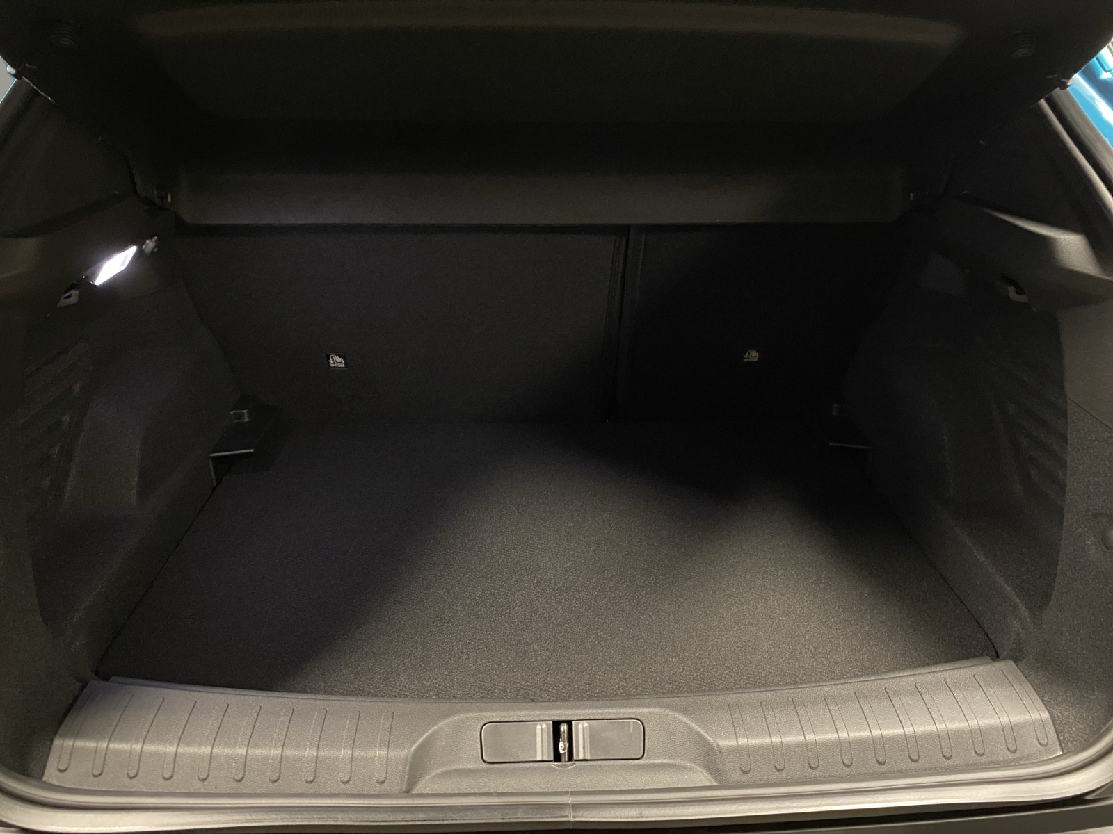 ALFA ROMEO Junior 1.2 Ibrida Speciale Sky-image-4