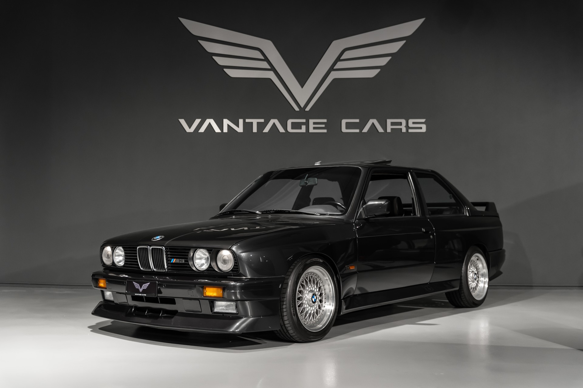 BMW M3 E30-image-0